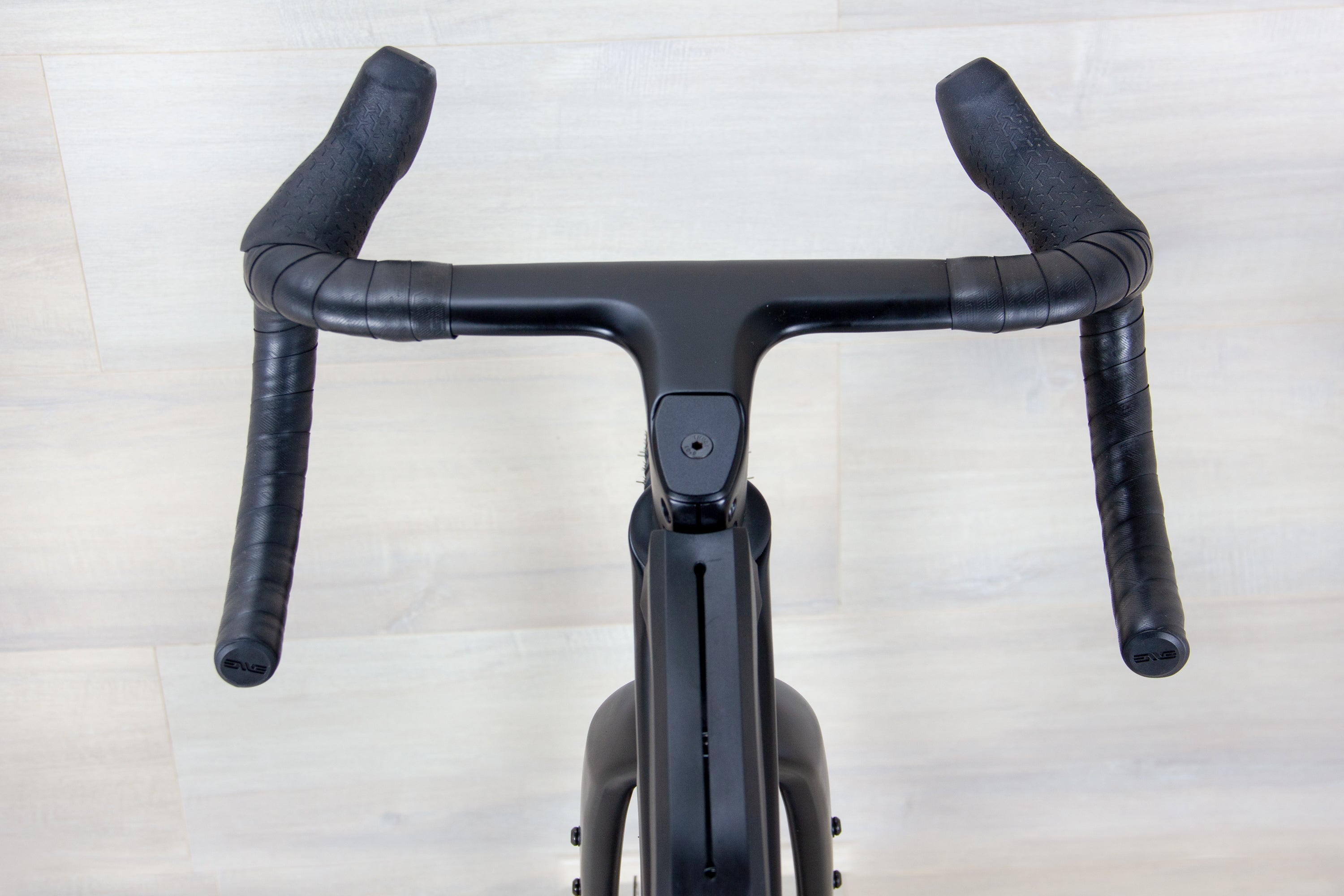 BXT 135 - 2025, 54 cm