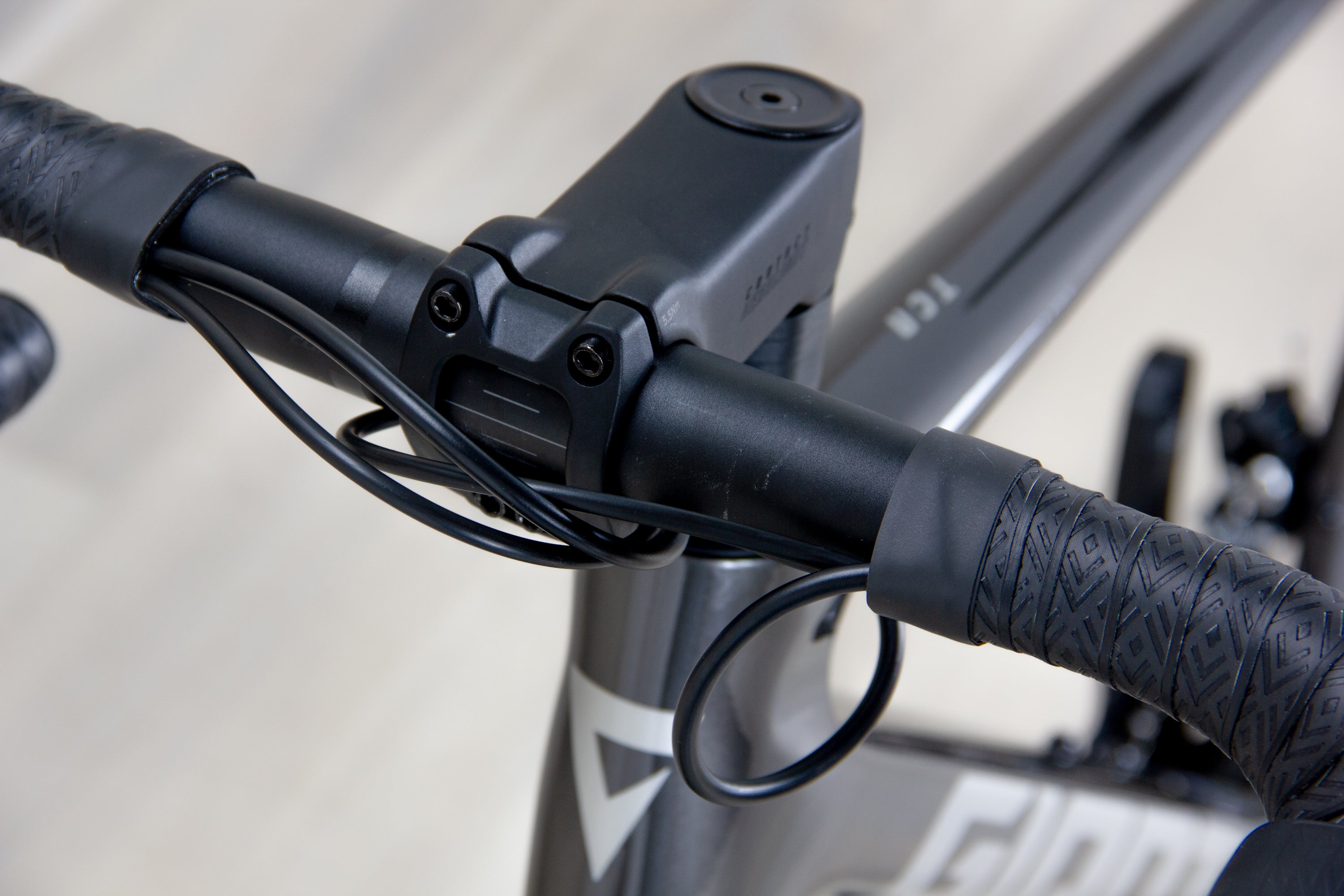 Giant TCR PRO 2 - 2024–25, X-Small