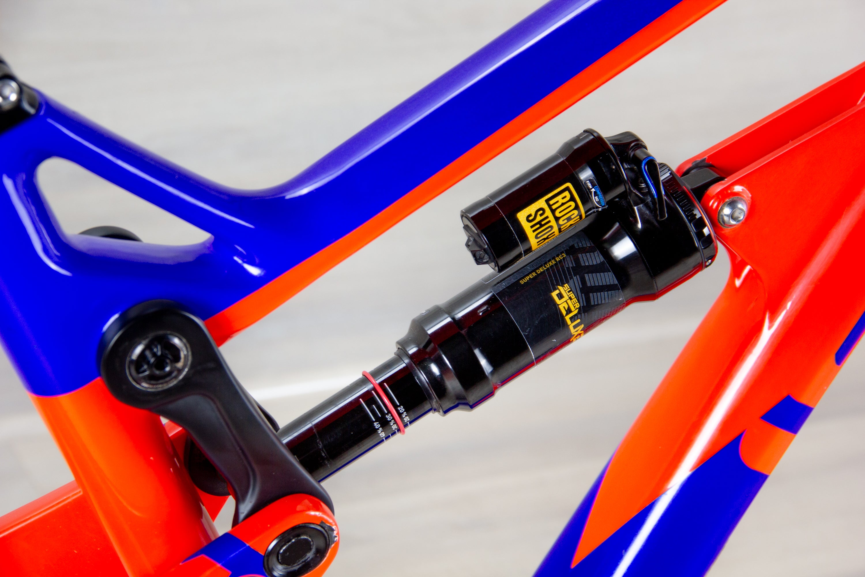 Intense Carbine PRO - 2019, Large