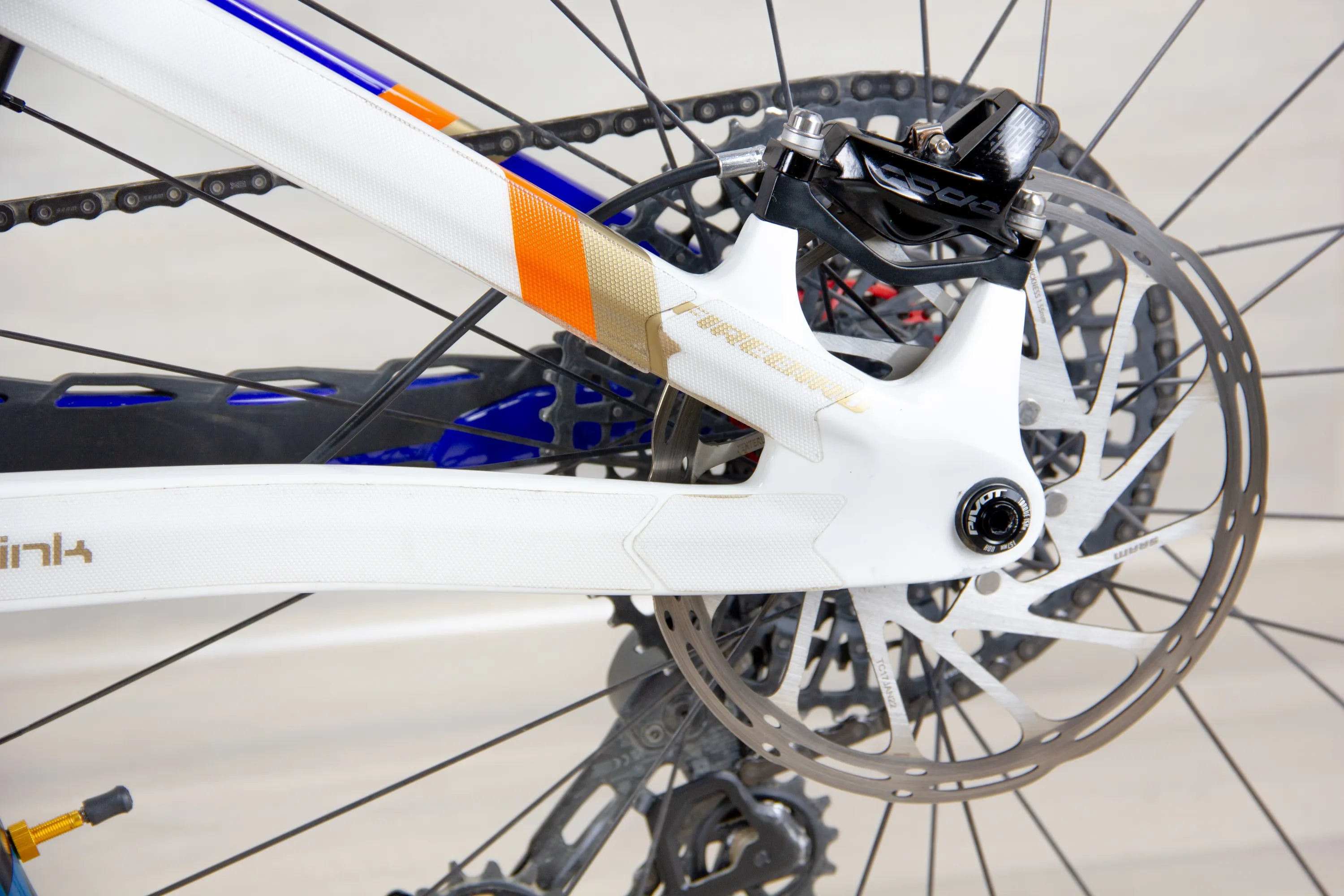 Pivot Firebird Pro X0 Eagle Transmission Bike PFR limited edition - 2024-25, Medium