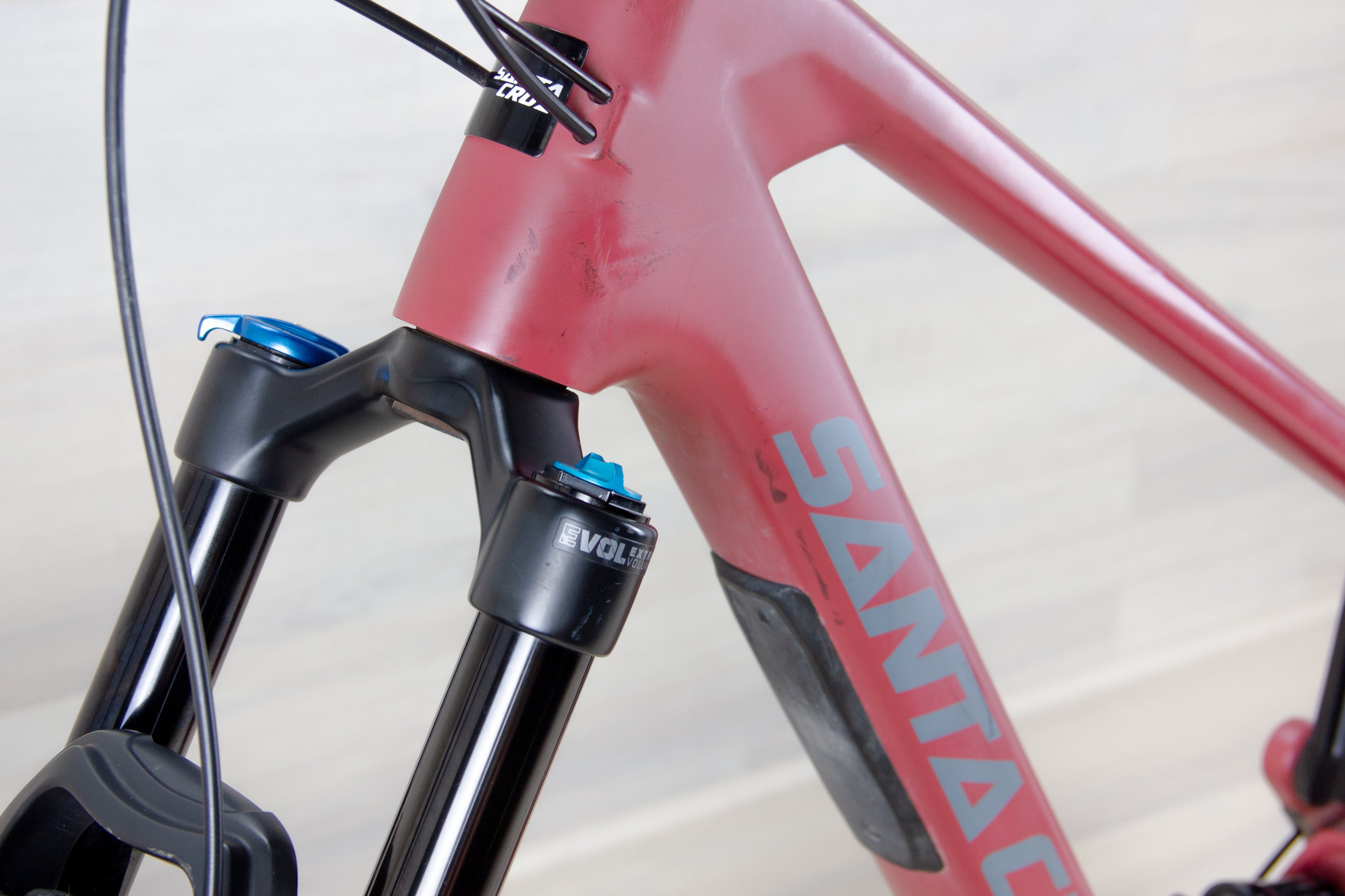 Santa Cruz 5010 C - 2021, Large