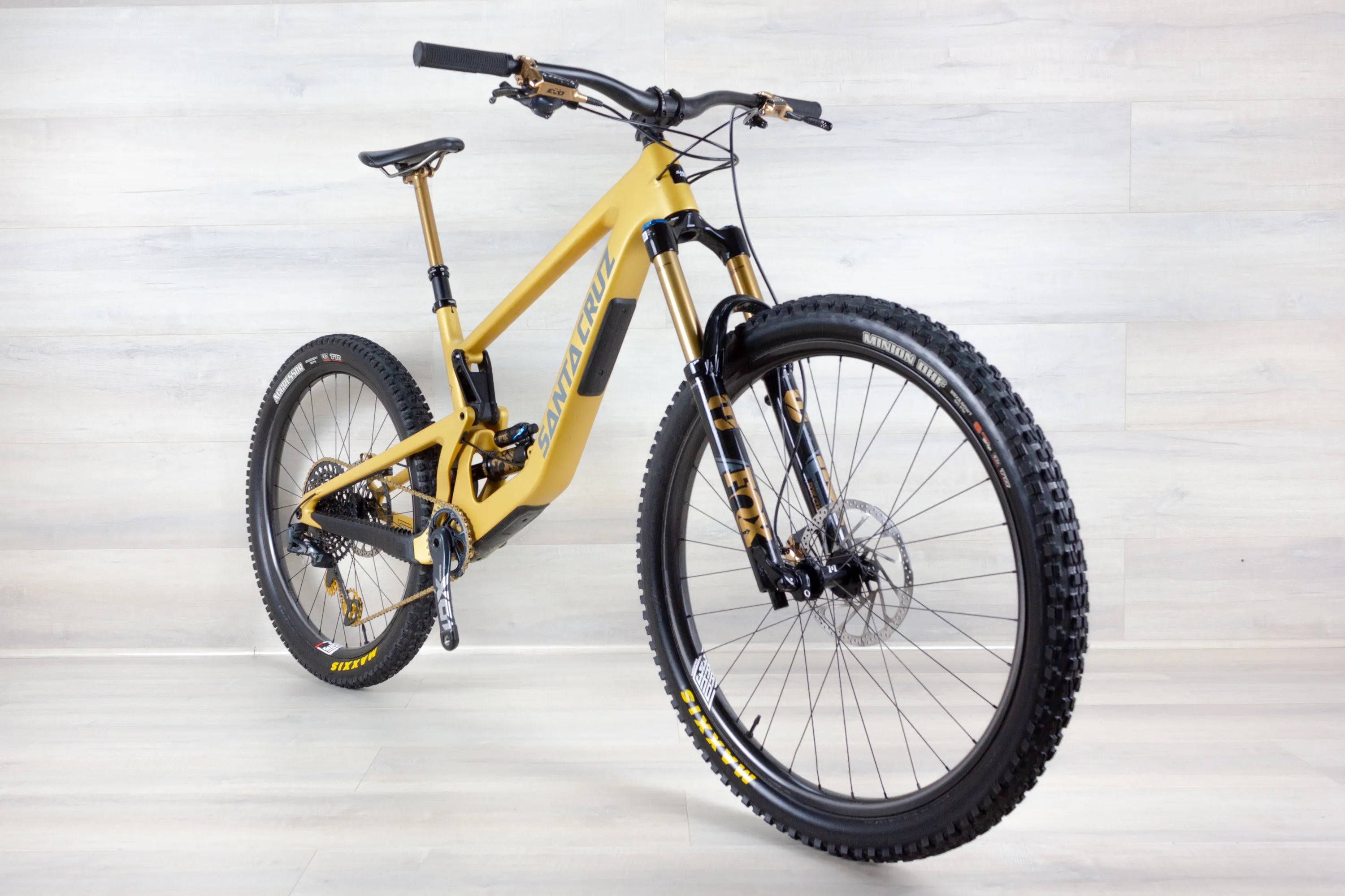 Santa Cruz Bronson C - 2023, Large