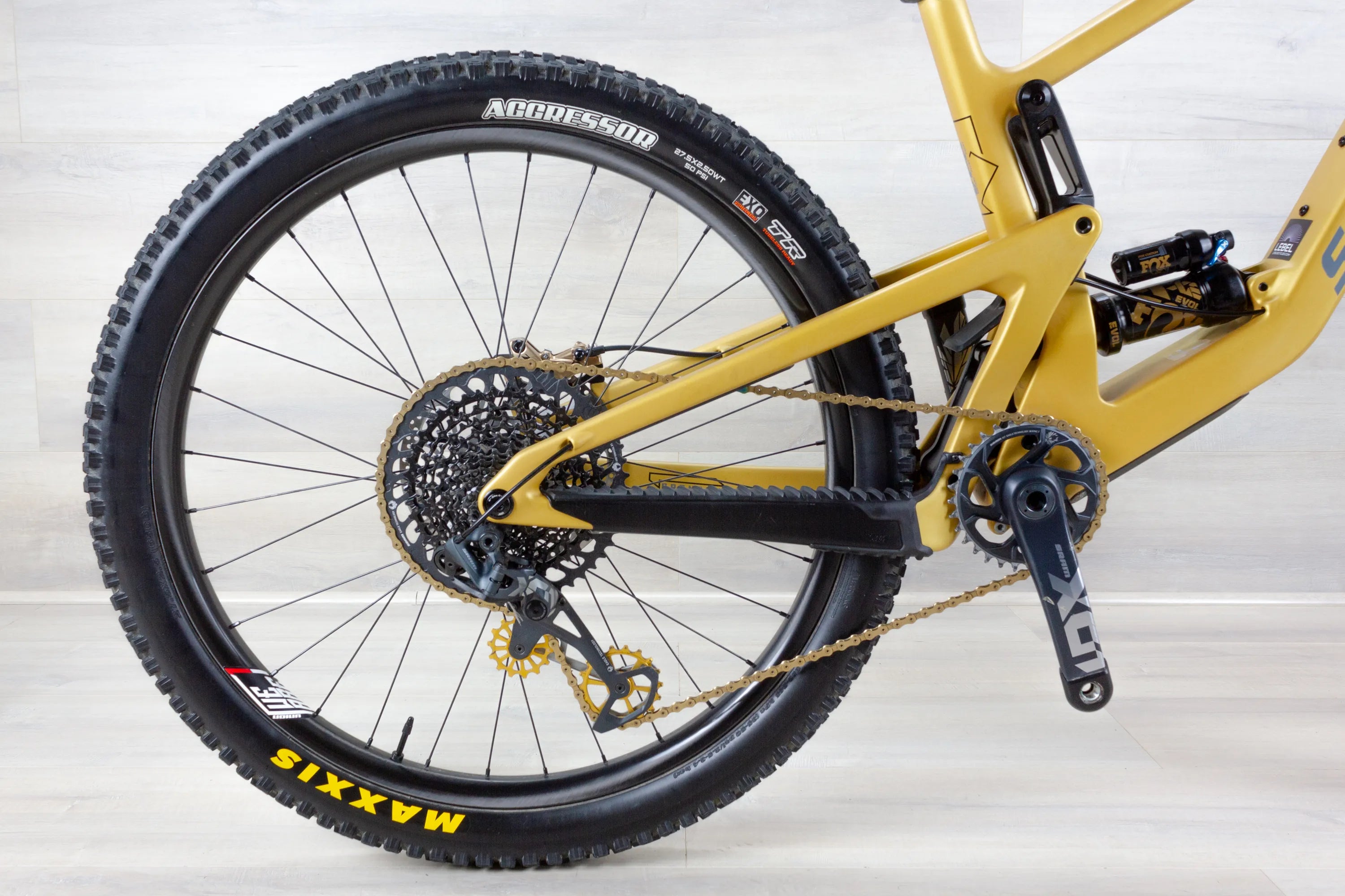 Santa Cruz Bronson C - 2023, Large