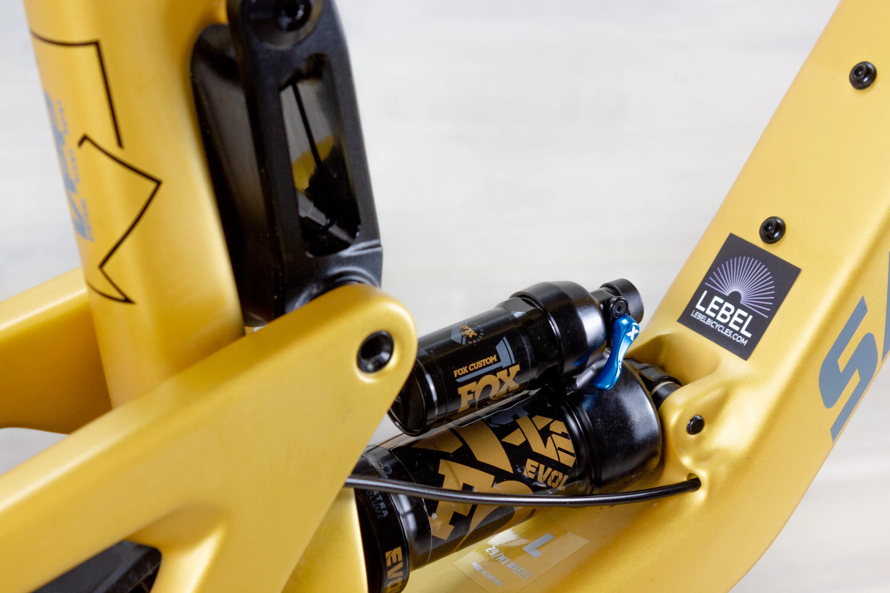 Santa Cruz Bronson C - 2023, Large