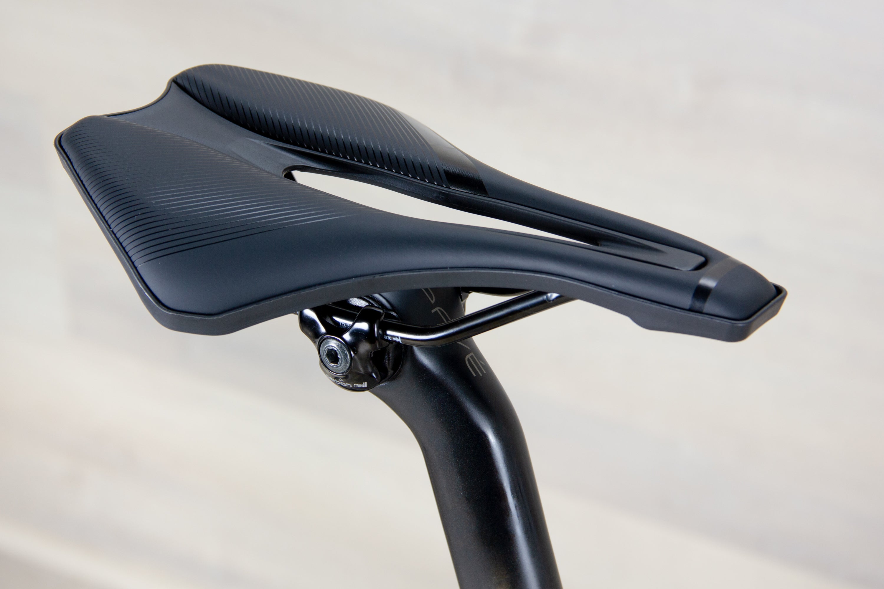 Specialized Roubaix - 2020, 52 cm