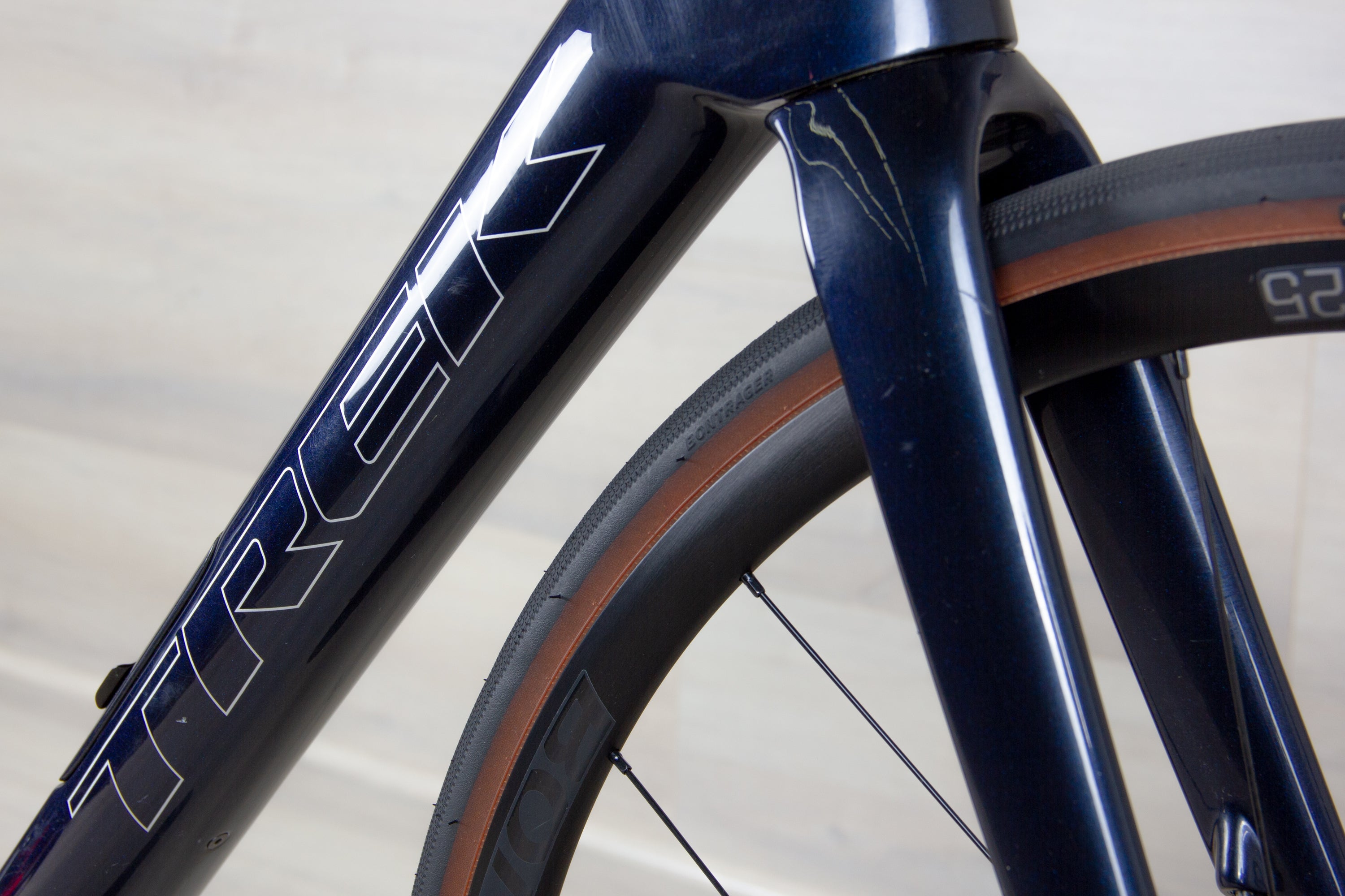 Trek Domane SL6 - 2024-25, 54 cm