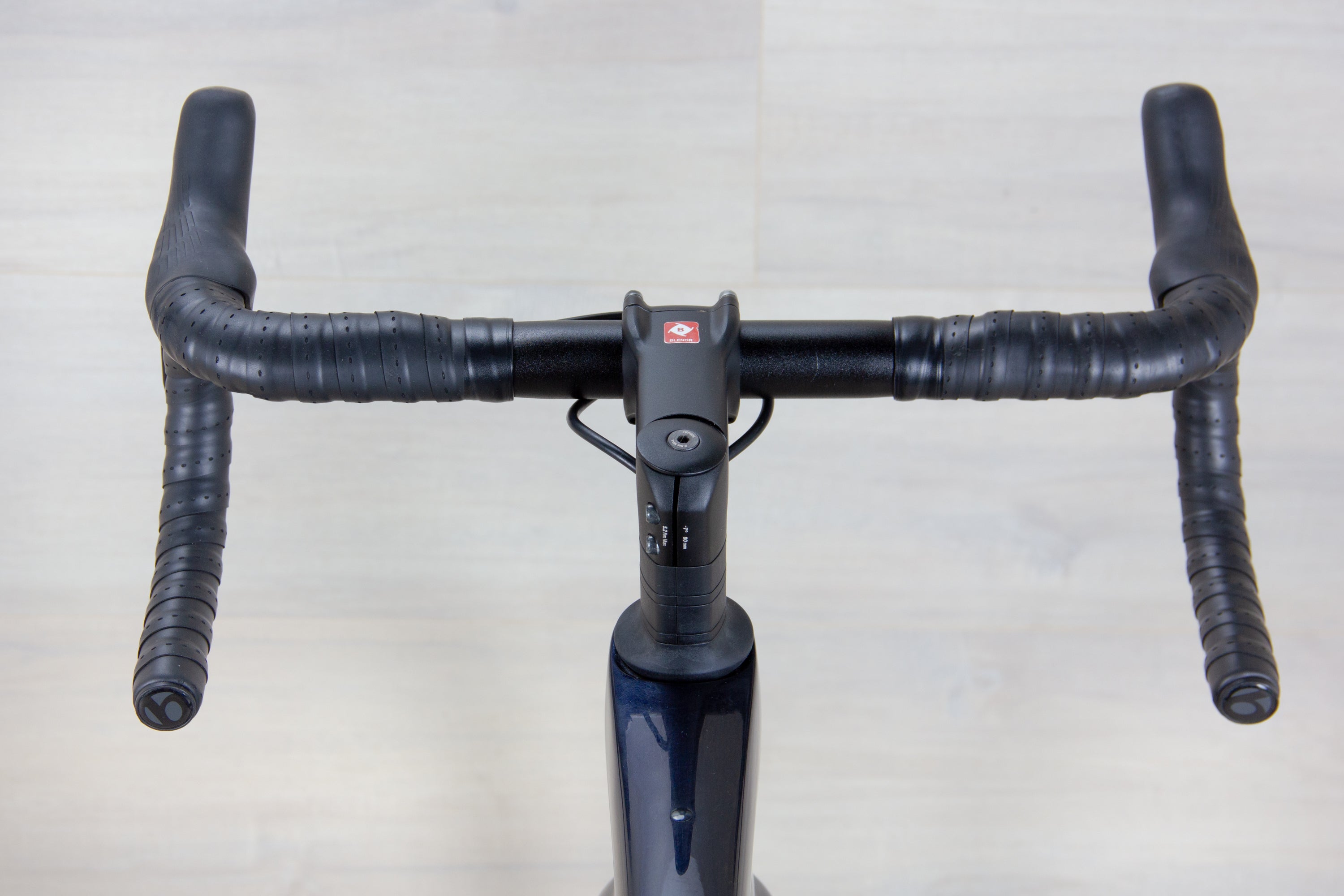 Trek Domane SL6 - 2024-25, 54 cm