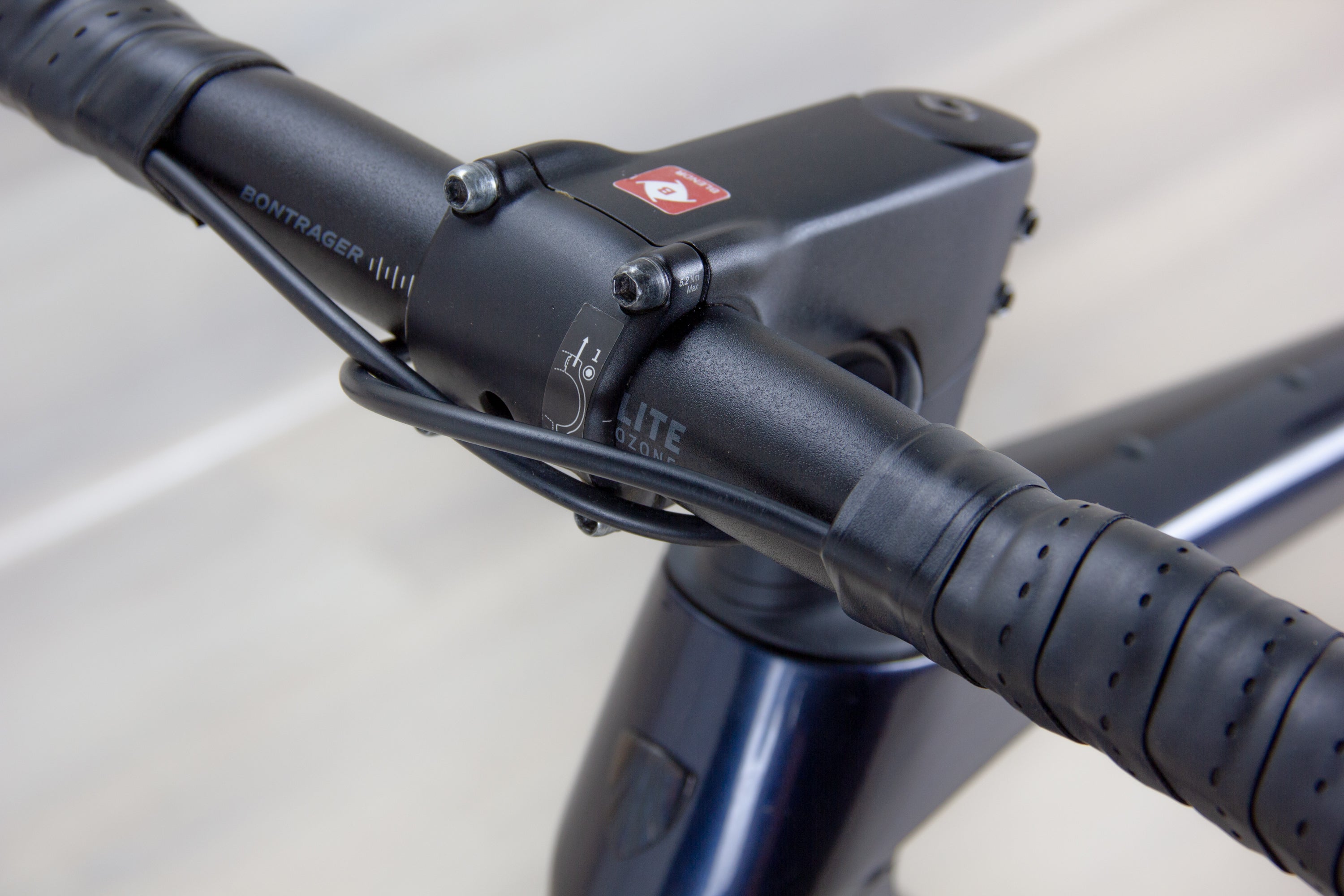 Trek Domane SL6 - 2024-25, 54 cm