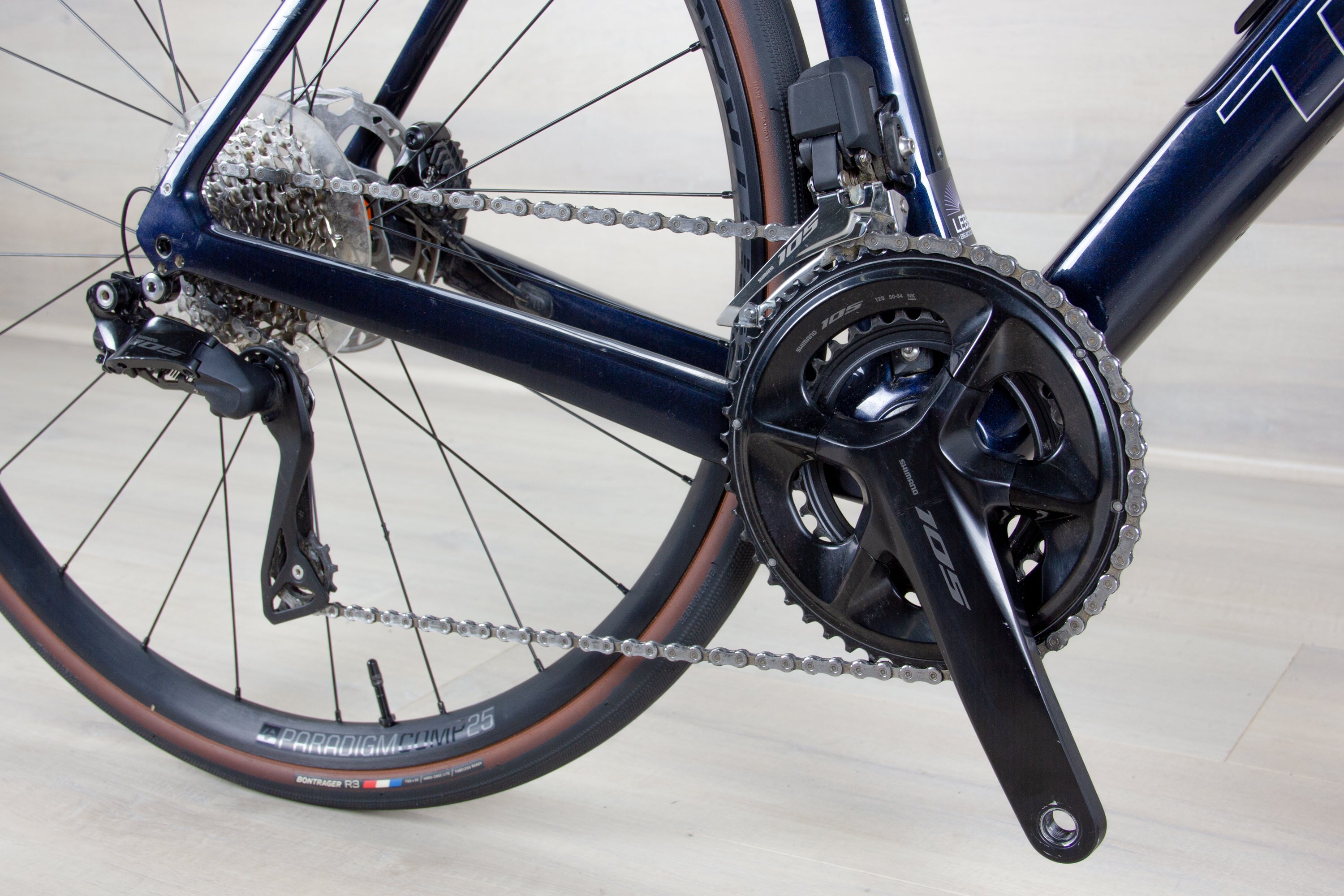 Trek Domane SL6 - 2024-25, 54 cm