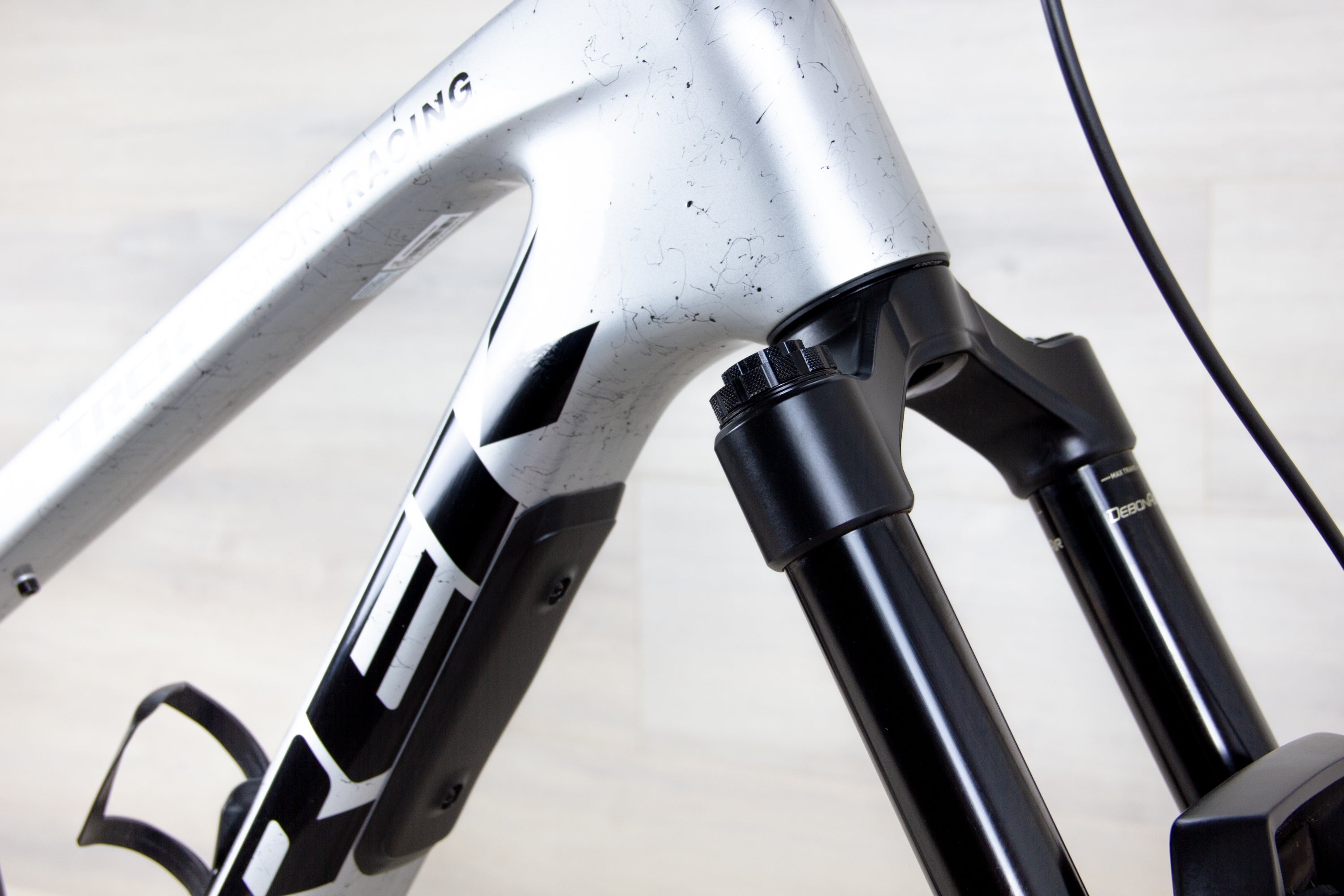 Trek Slash 9.8 Gen 6 - 2024, X-Large