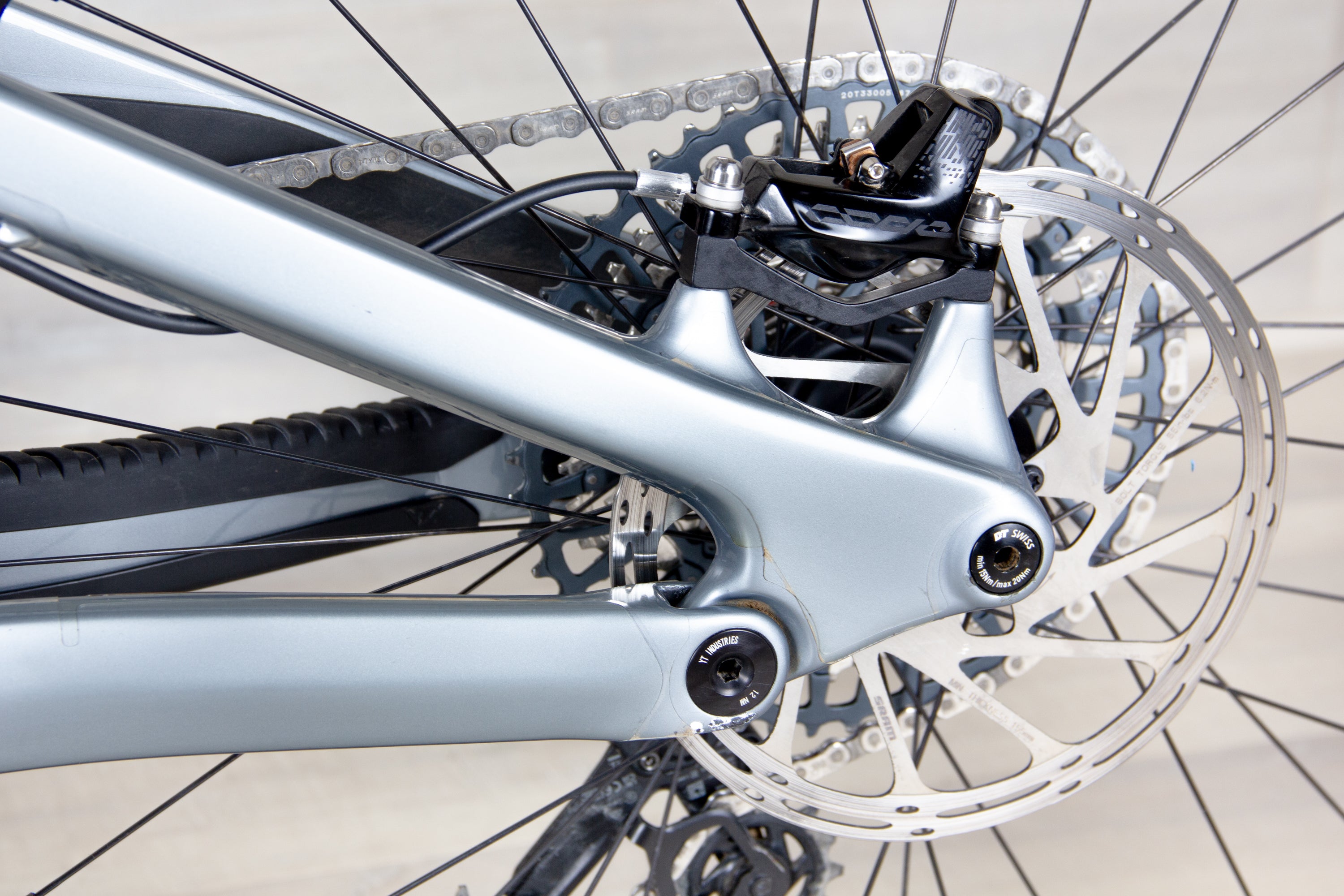 YT Capra MX Uncaged 11 CF - 2024, Medium
