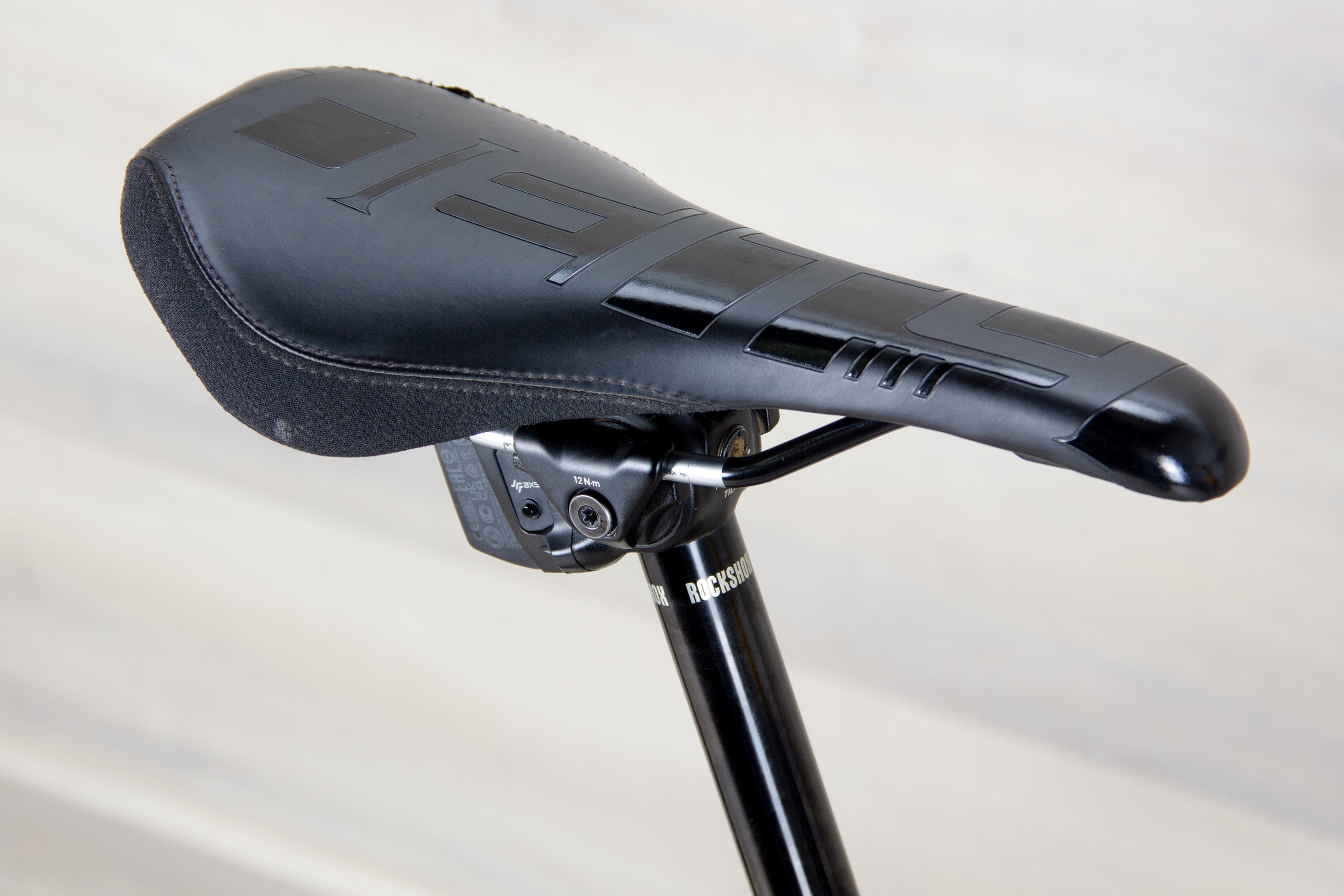 YT Capra MX Uncaged 11 CF - 2024, Medium
