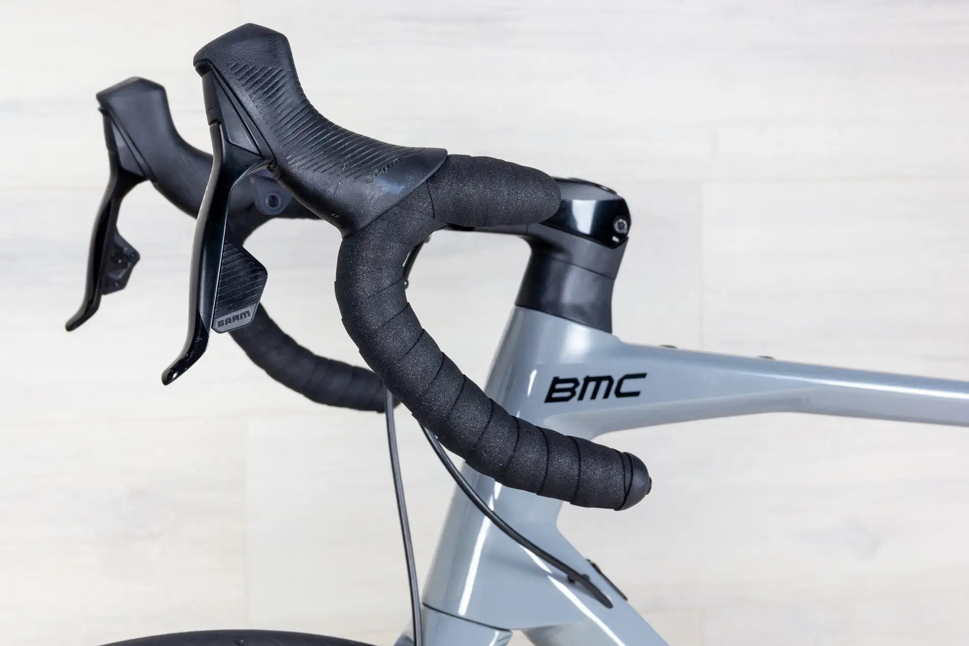 BMC Roadmachine 02 THREE - 2022, 56 cm