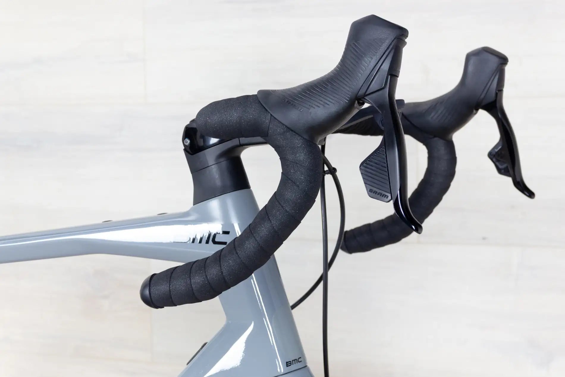BMC Roadmachine 02 THREE - 2022, 56 cm