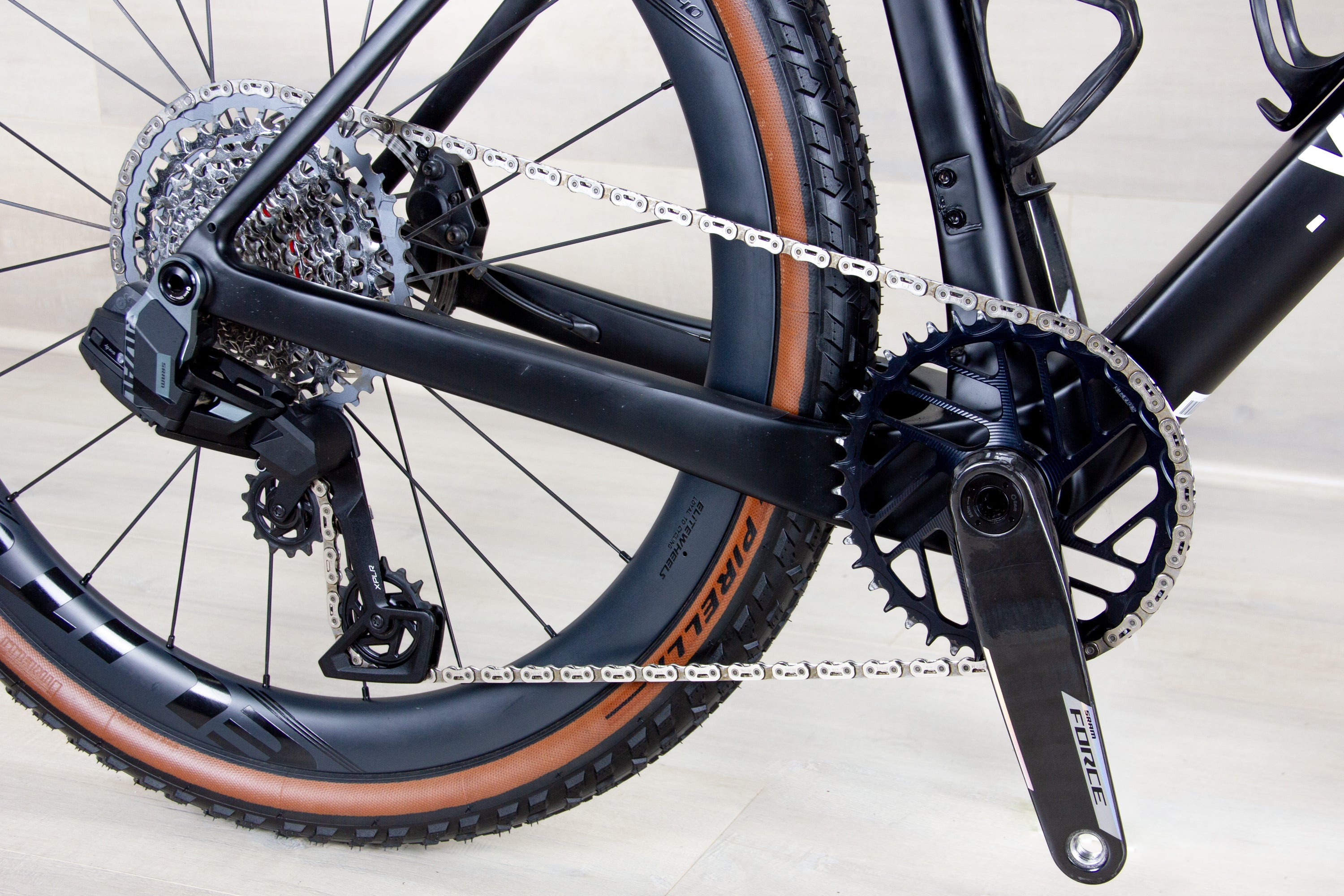 BXT 135 - 2025, 54 cm