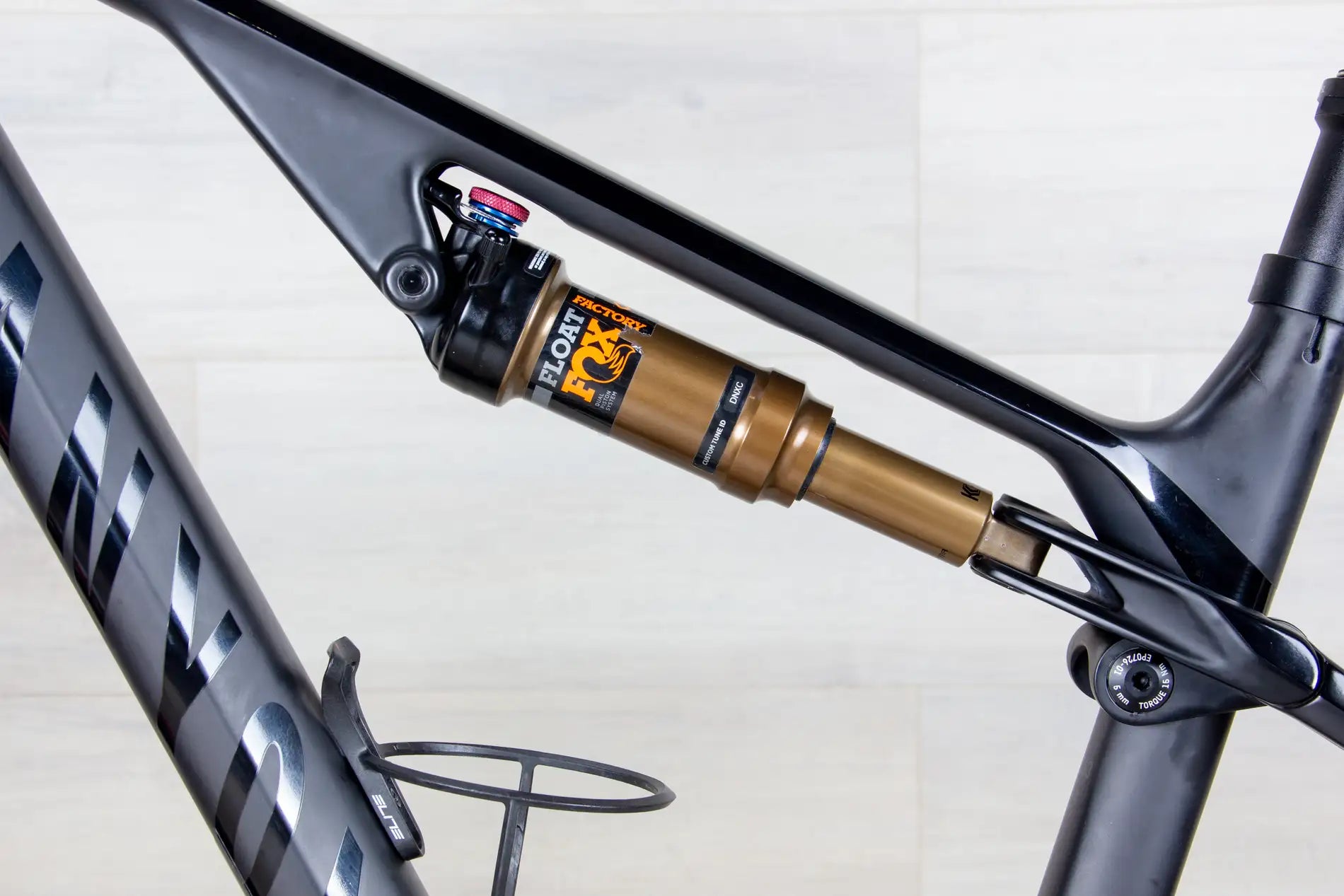 Canyon Lux CF SLX - 2021, Small