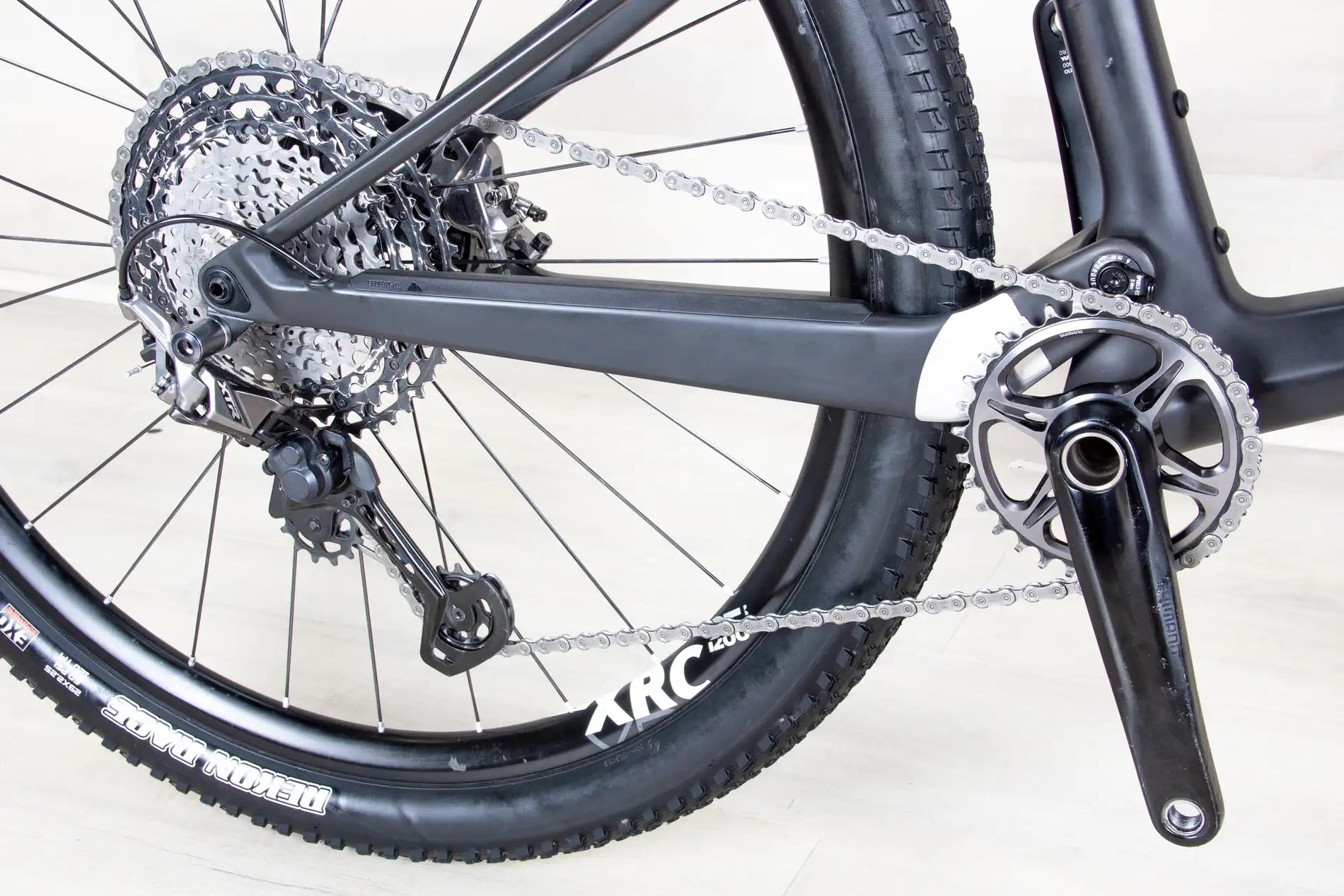 Canyon Lux CF SLX - 2021, Small
