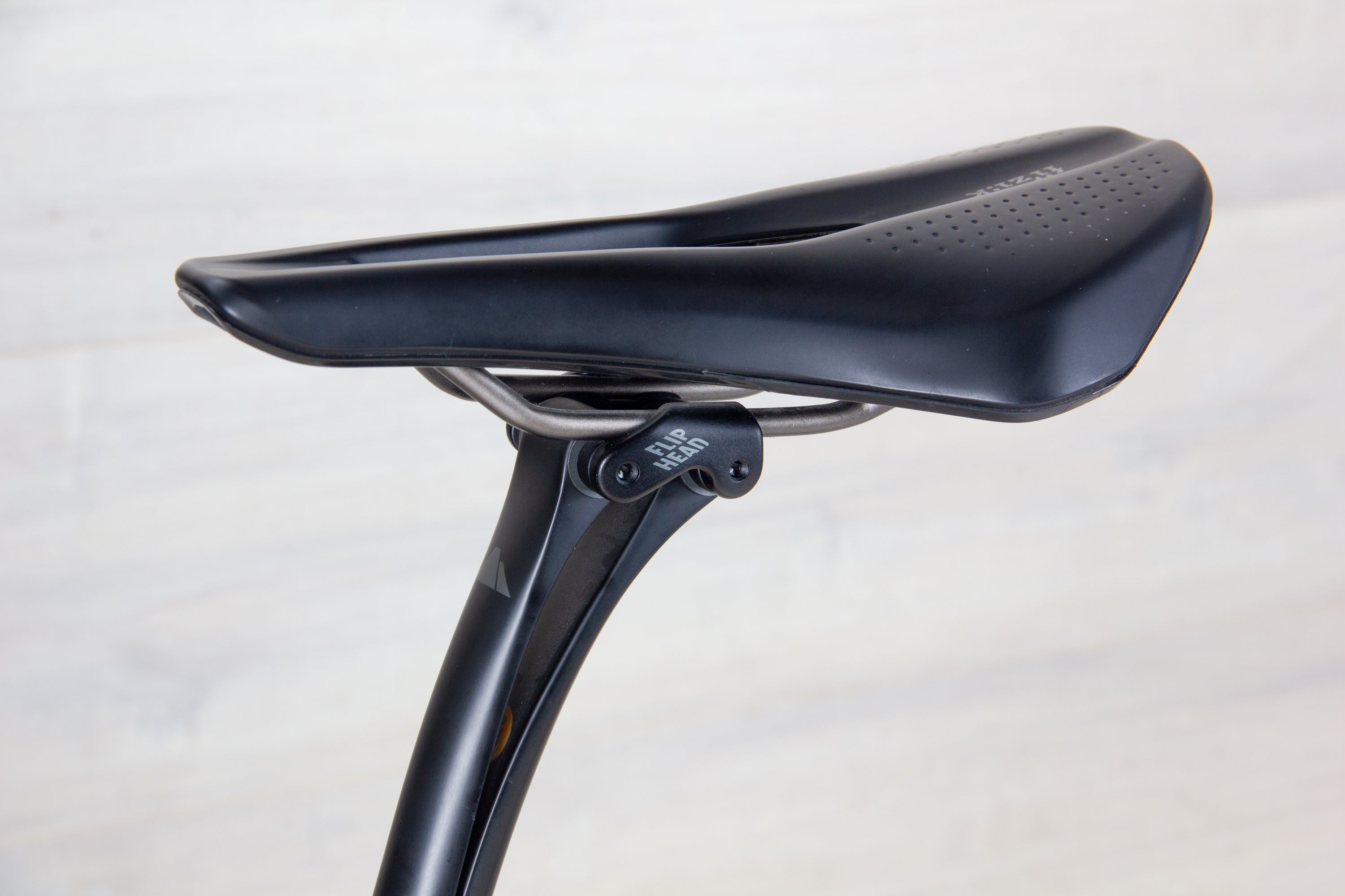 Canyon Endurace CF SLX 8 - 2024, X-Small – Lebel Bicycles
