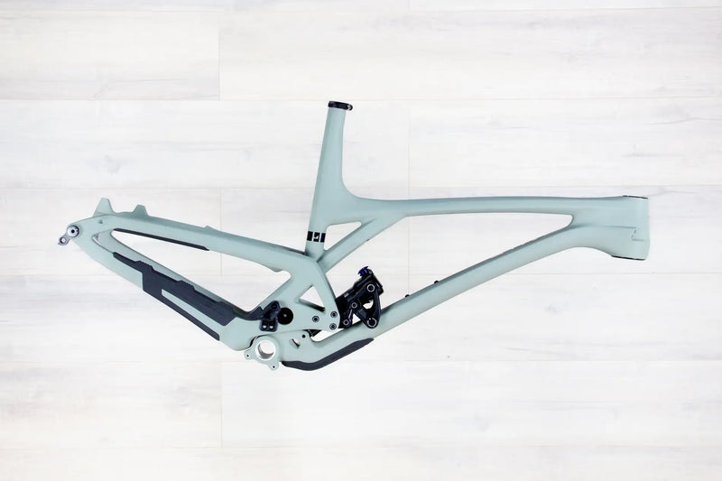 Evil Offering V3 LS Frameset - 2022, X-Large