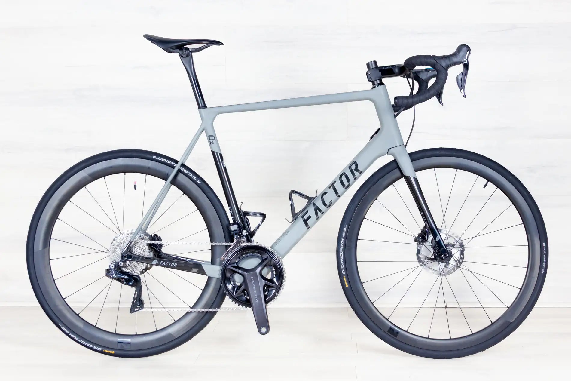 Factor O2 - 2020, 61 cm