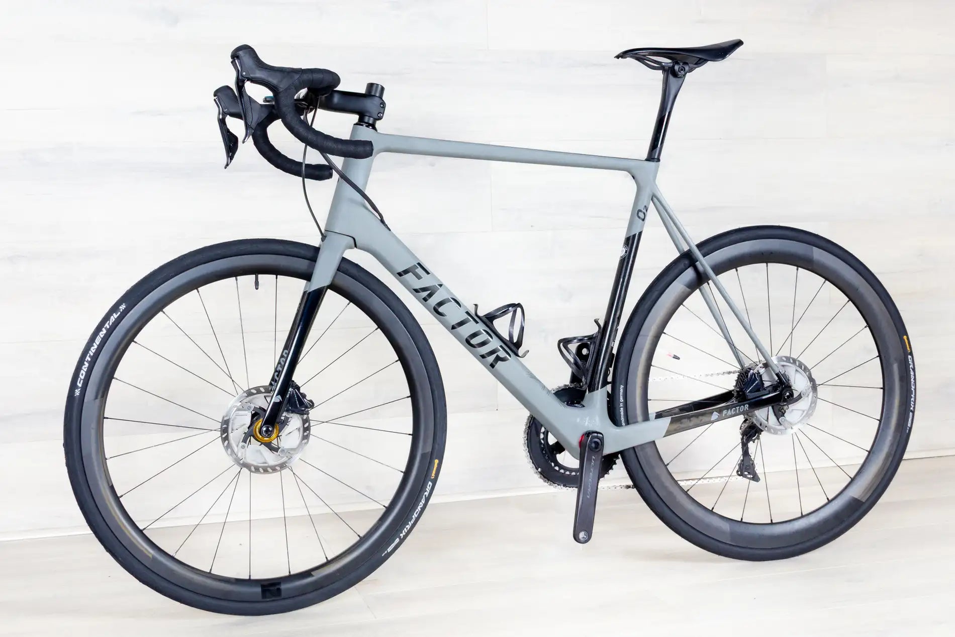 Factor O2 - 2020, 61 cm