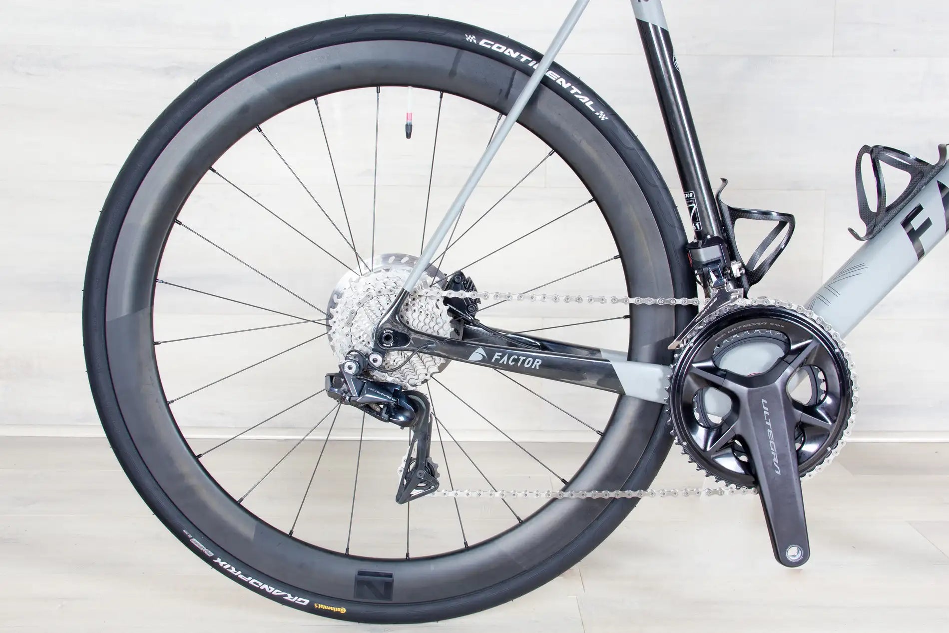 Factor O2 - 2020, 61 cm