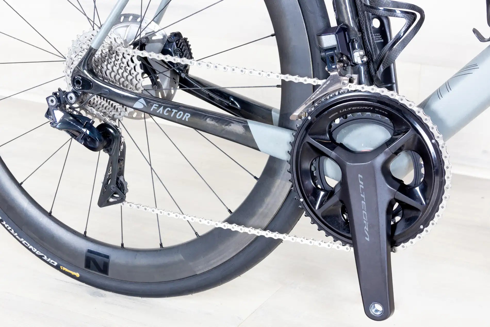 Factor O2 - 2020, 61 cm