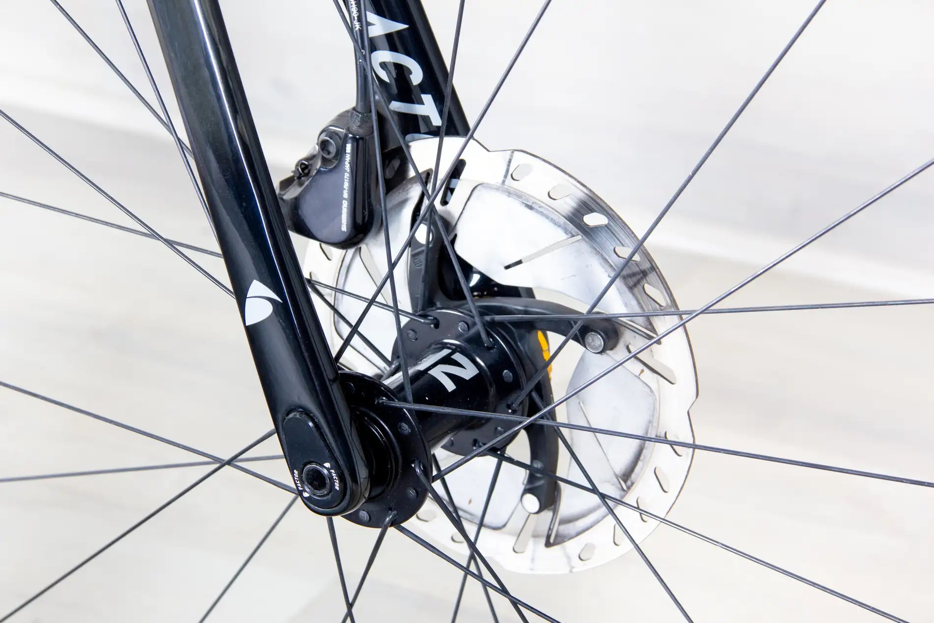 Factor O2 - 2020, 61 cm