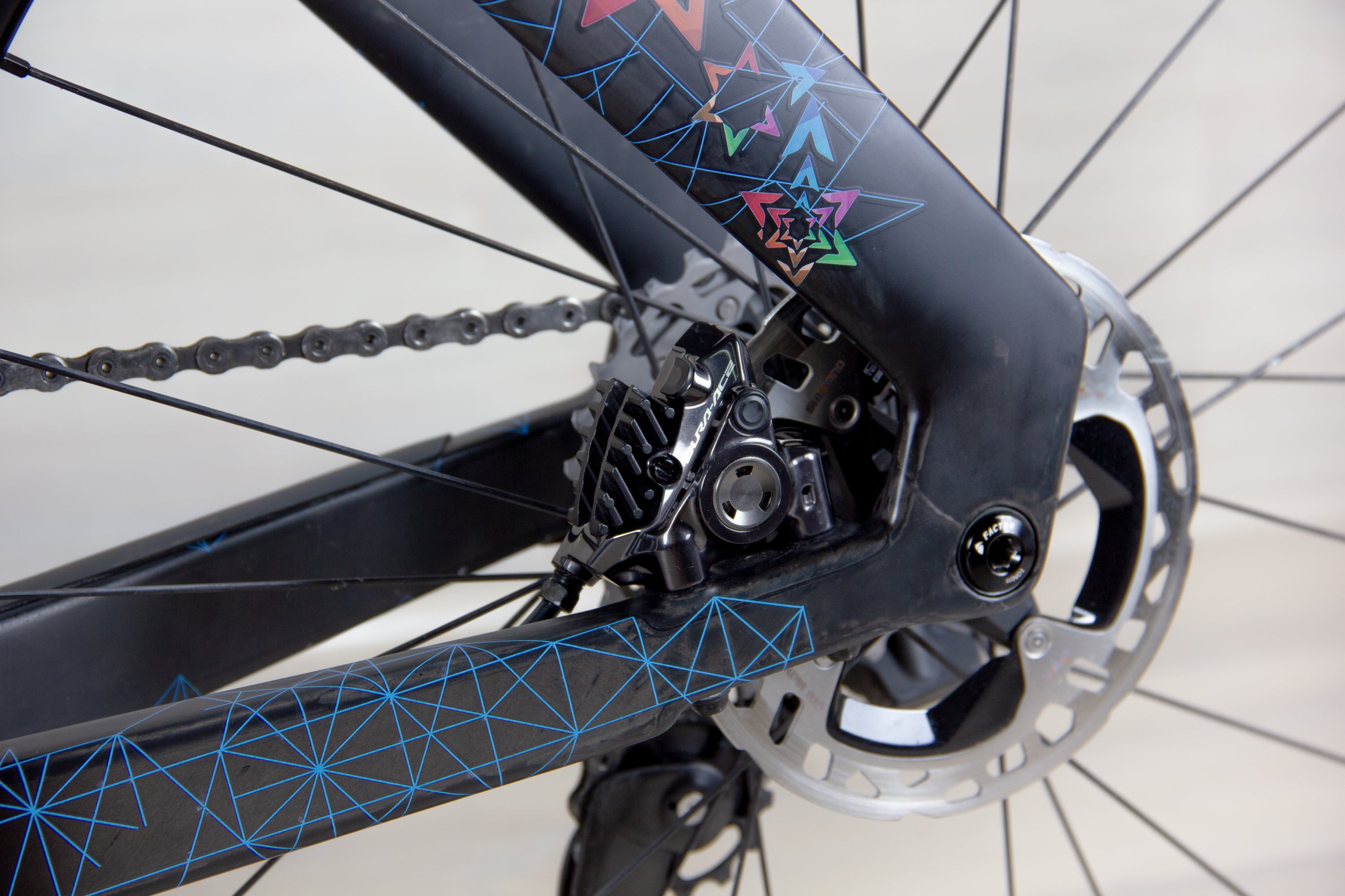 Factor Hanzo - 2022, Large/56-58cm