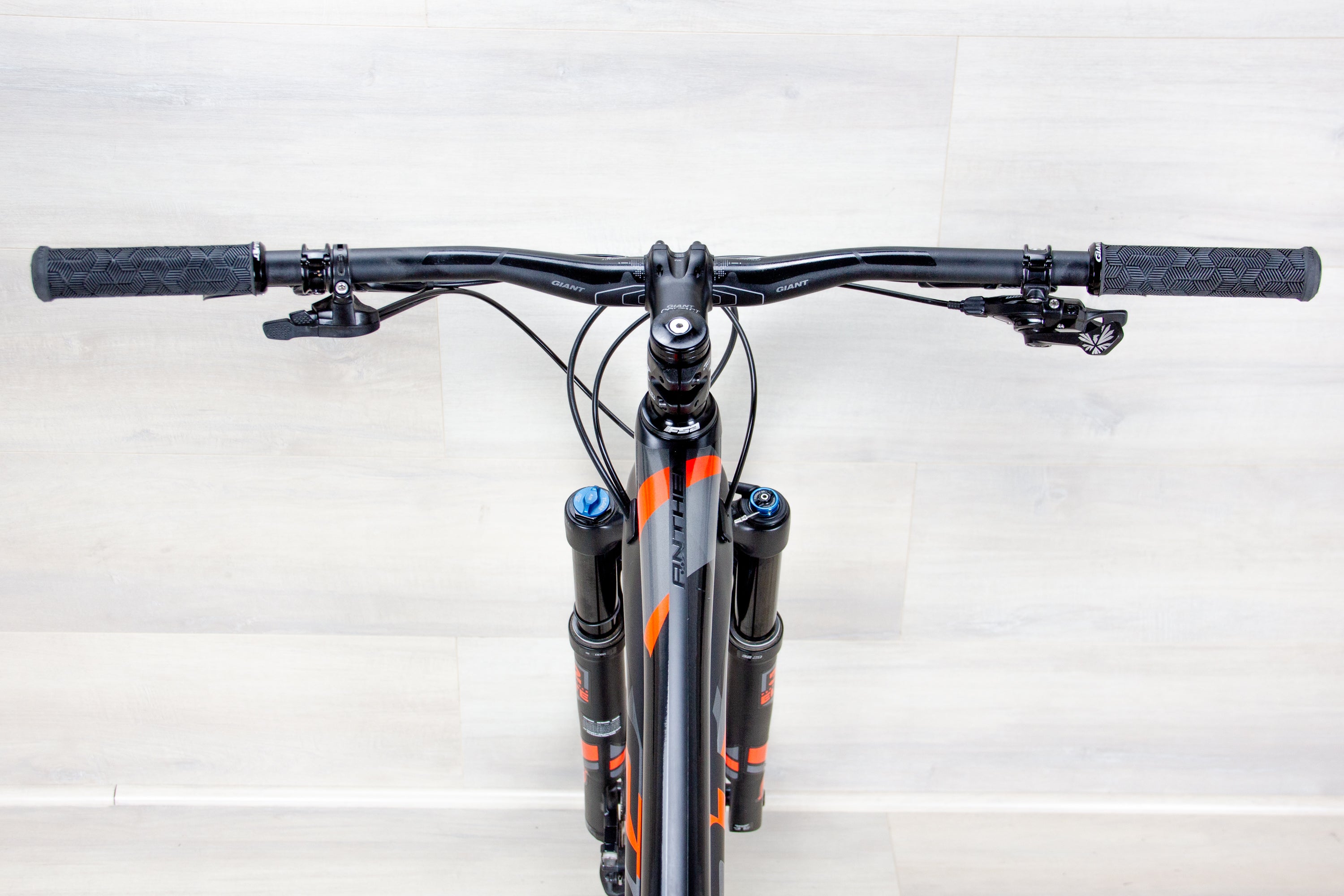 Giant Anthem Advanced PRO 1 - 2019, Large