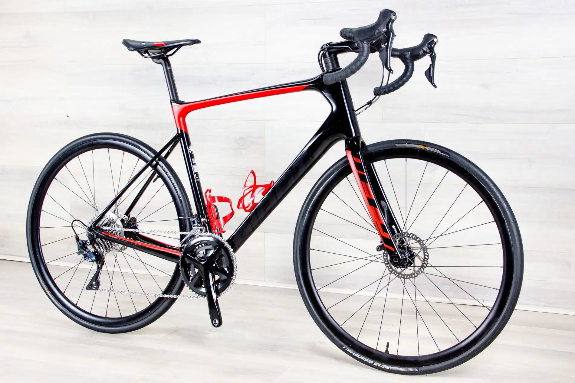 Giant Defy Advanced PRO 1 - 2019, Large/55 cm