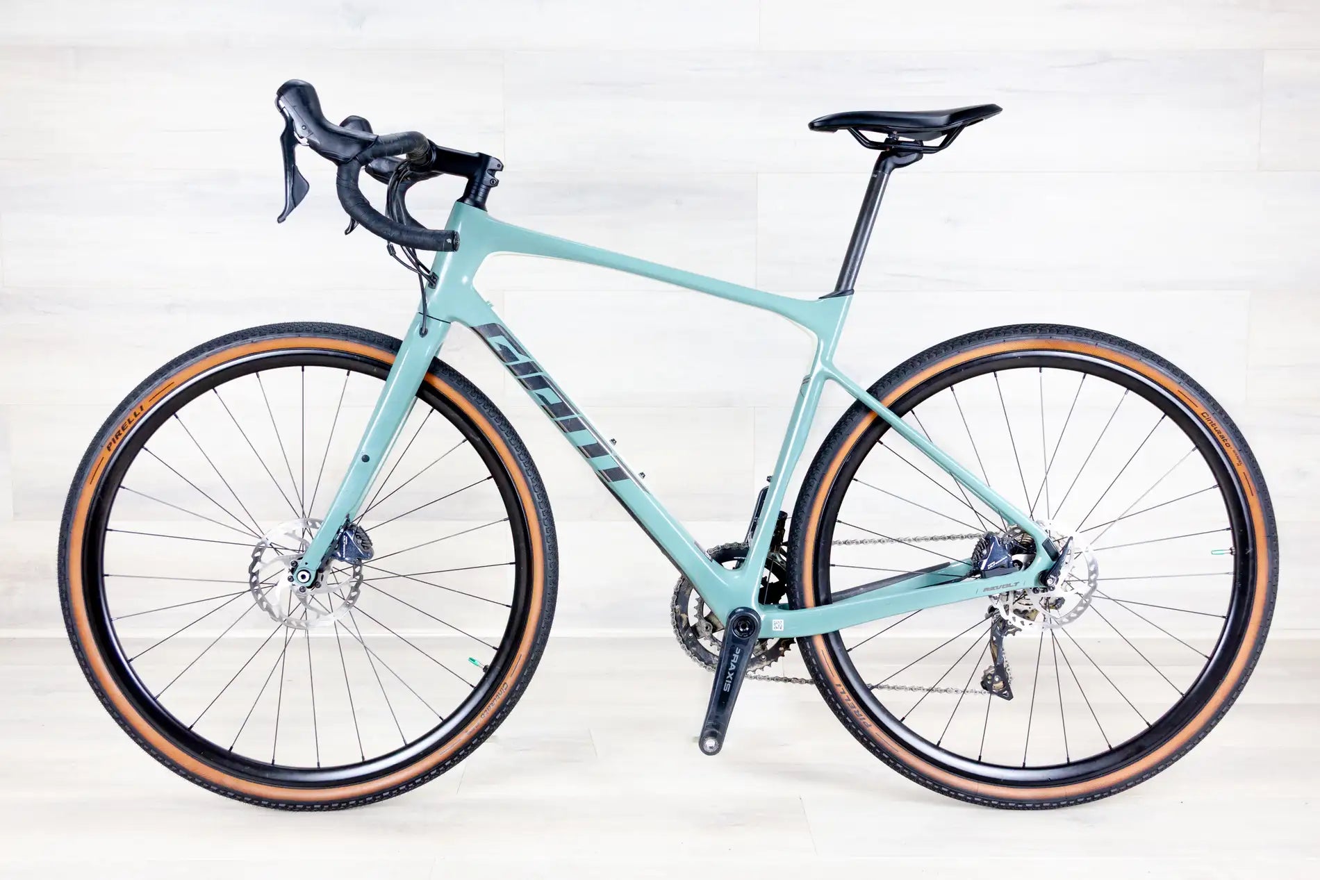 Giant Revolt Advanced 0 - 2022, Medium/54 cm