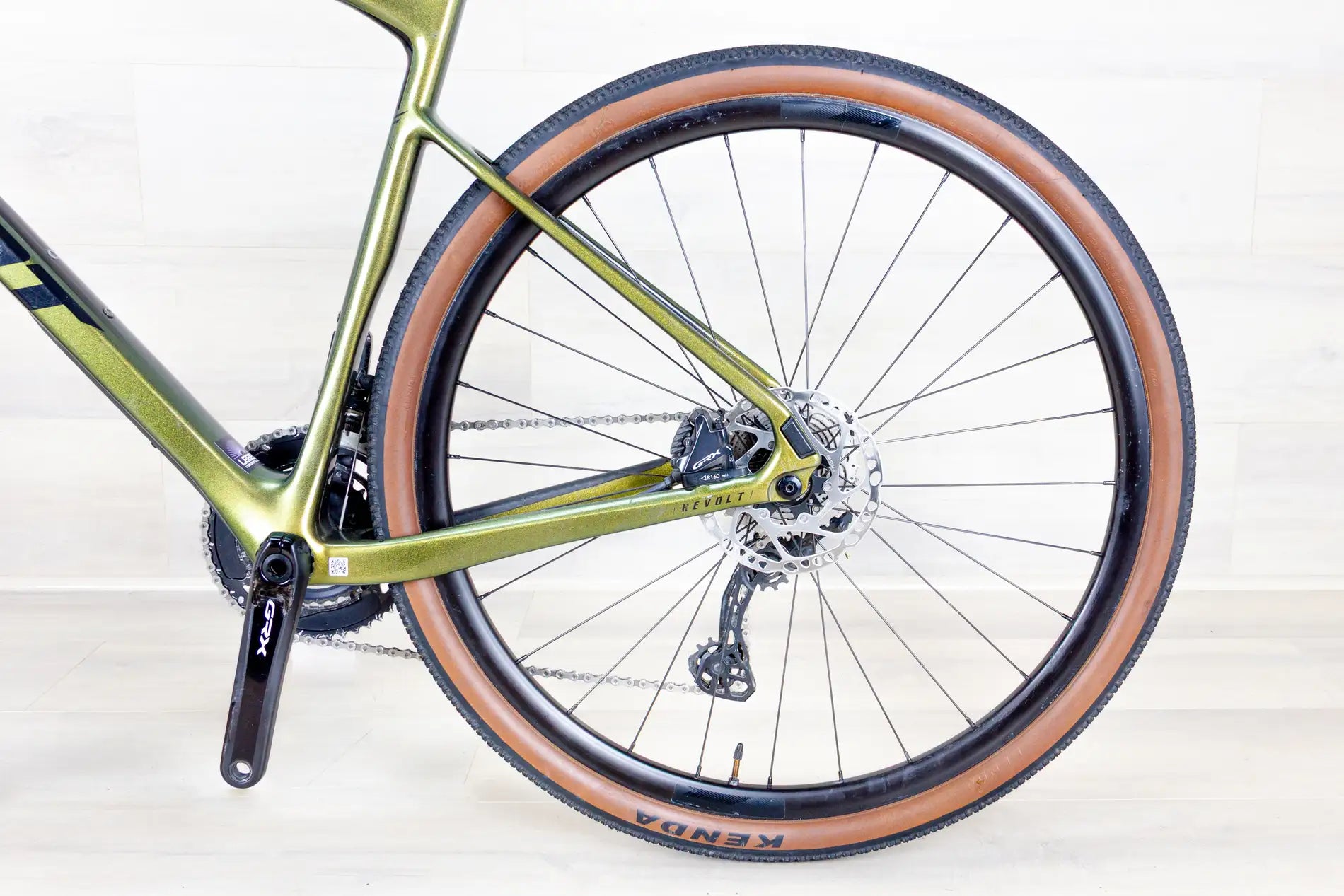 Giant Revolt Advanced 0 - 2024, 56 cm / Medium/Large