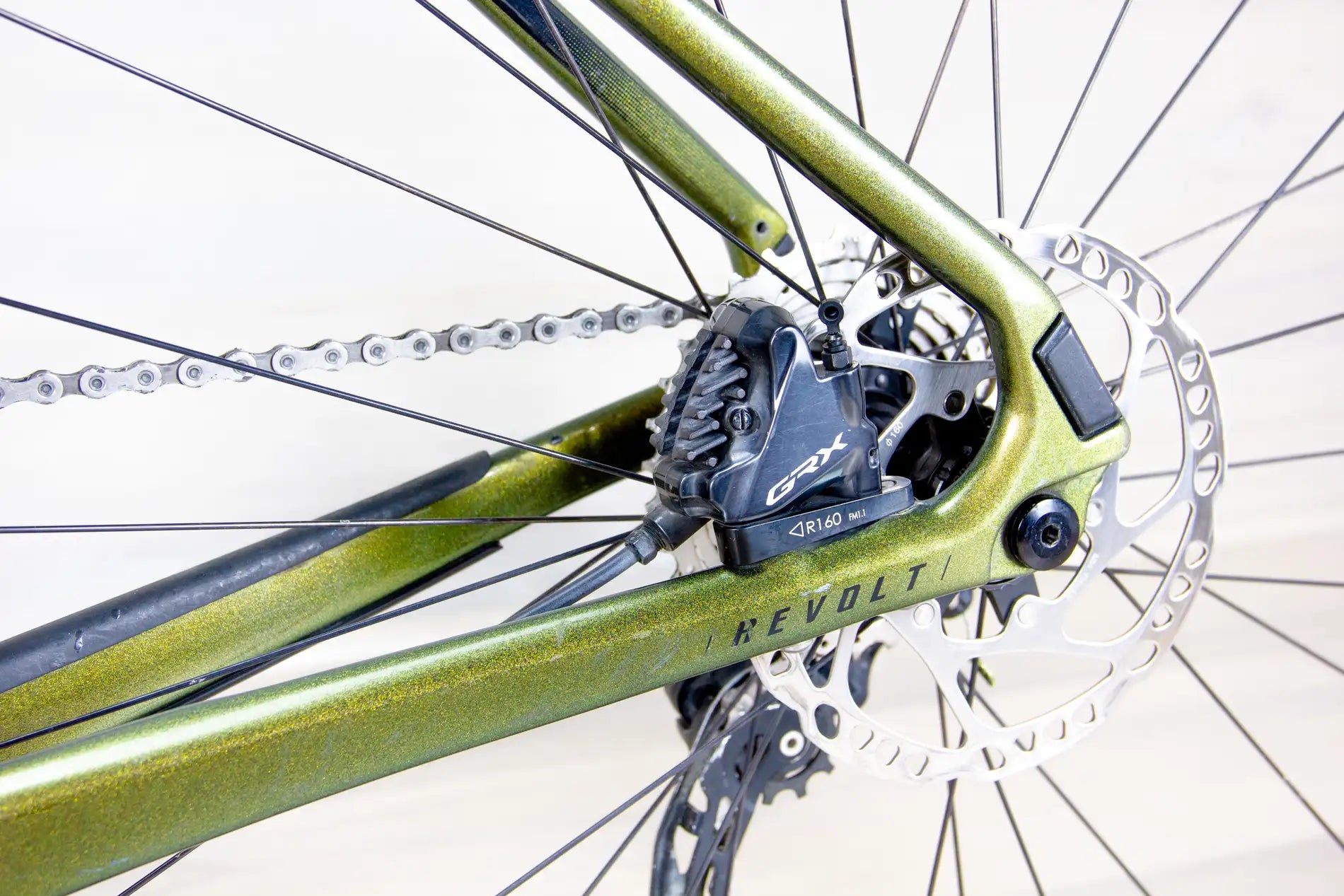 Giant Revolt Advanced 0 - 2024, 56 cm / Medium/Large