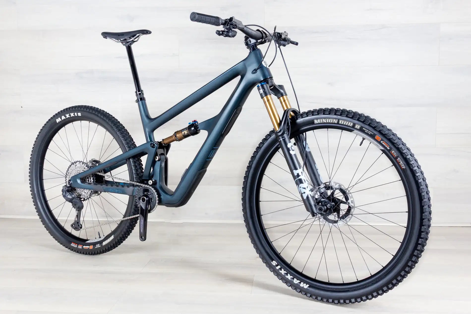 Ibis Ripley - 2025/2026, Large