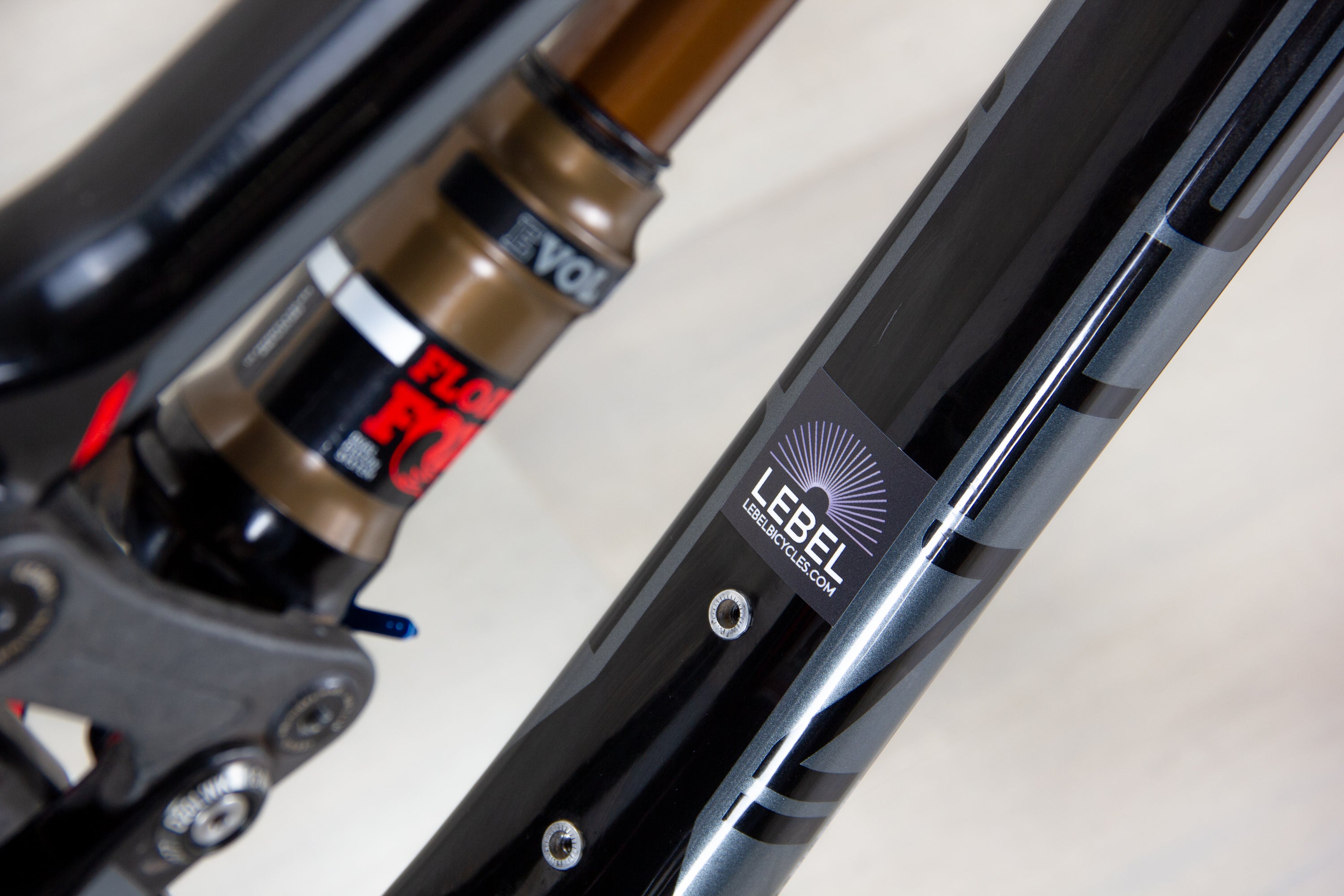 Intense Sniper T Elite - 2021 , X-Large