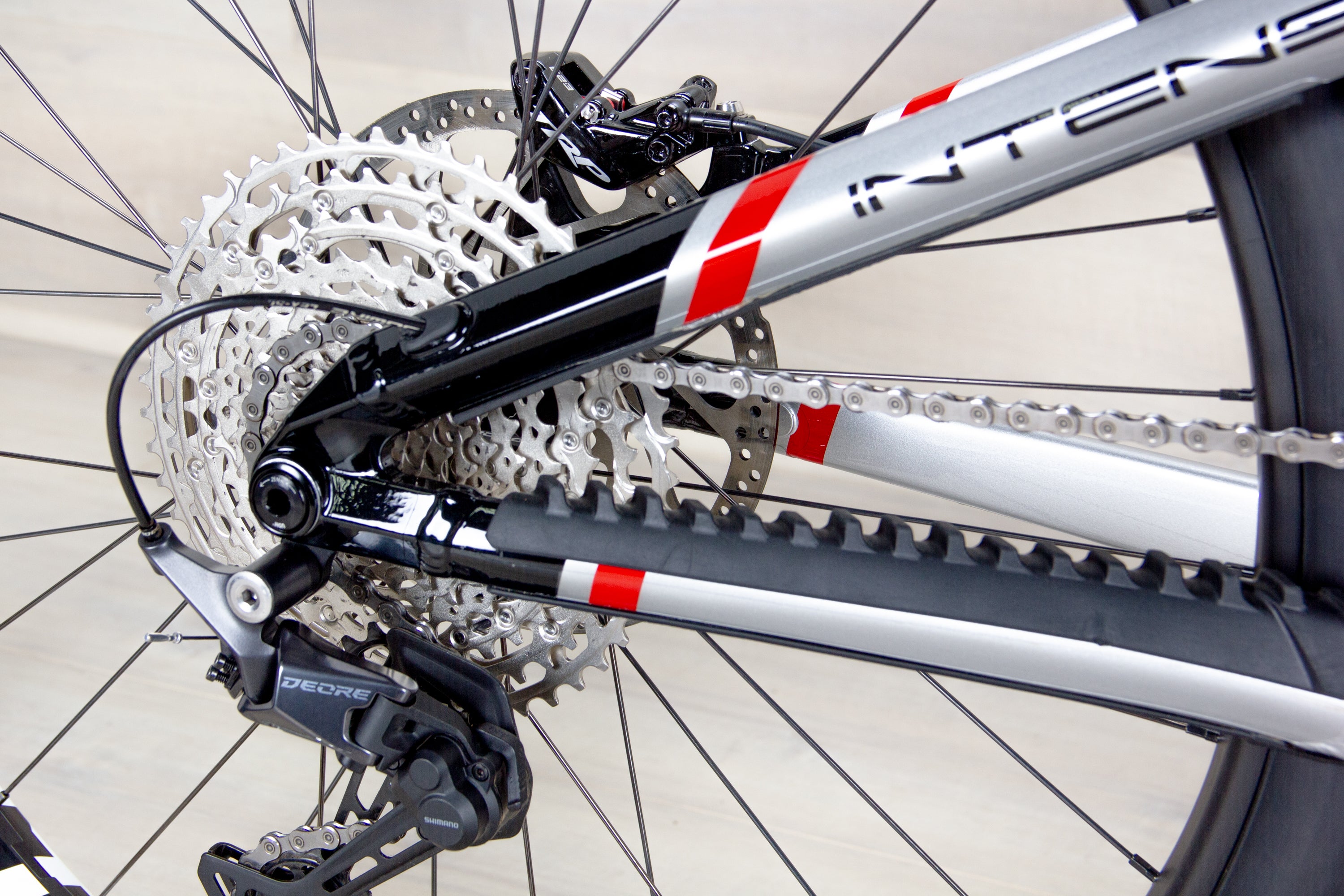 Intense Tazer Pro - 2024, Medium