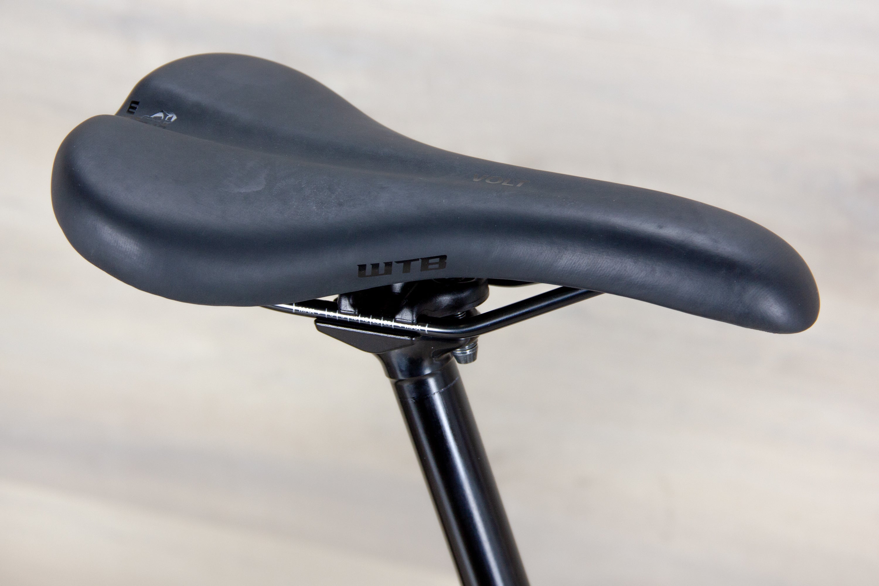 Intense Tazer Pro - 2024, Medium