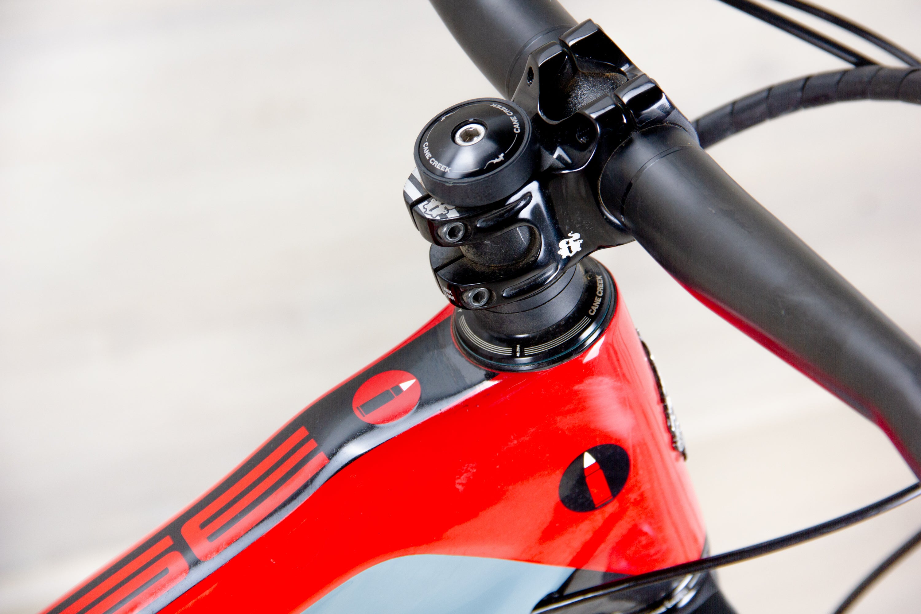 Intense Tracer Pro - 2020, Medium