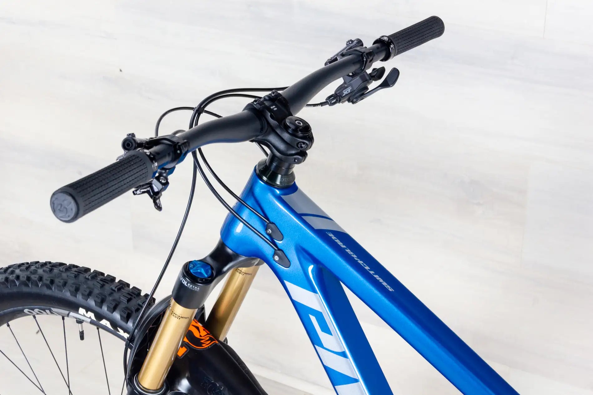 Pivot Switchblade Pro - 2024, Large