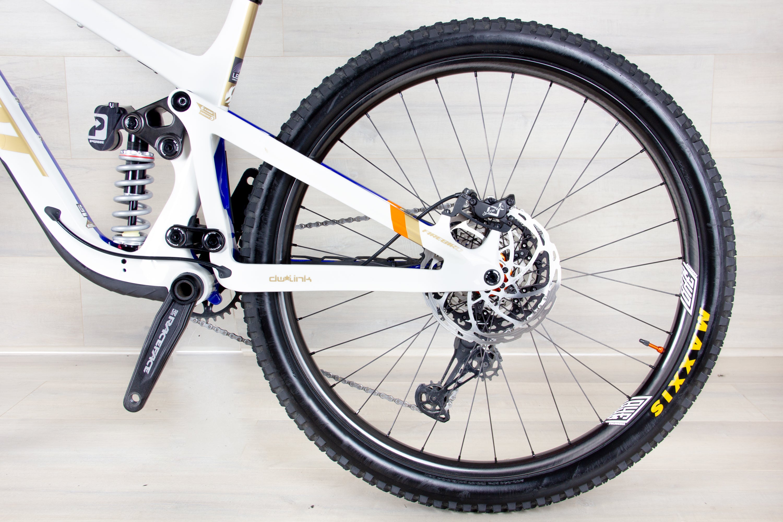 Pivot Firebird Pro XT/XTR Bike PFR Limited Edition - 2024, Large