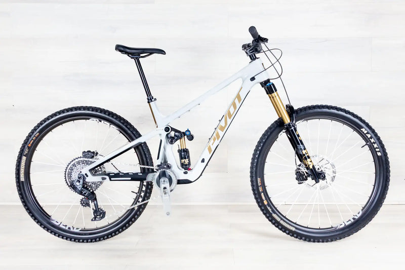 Pivot Firebird - 2025, Large