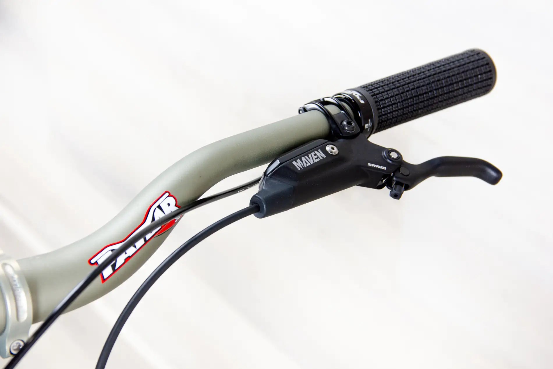 Pivot Firebird Pro - 2025, Large
