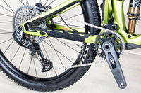Pivot Switchblade - 2023, Large