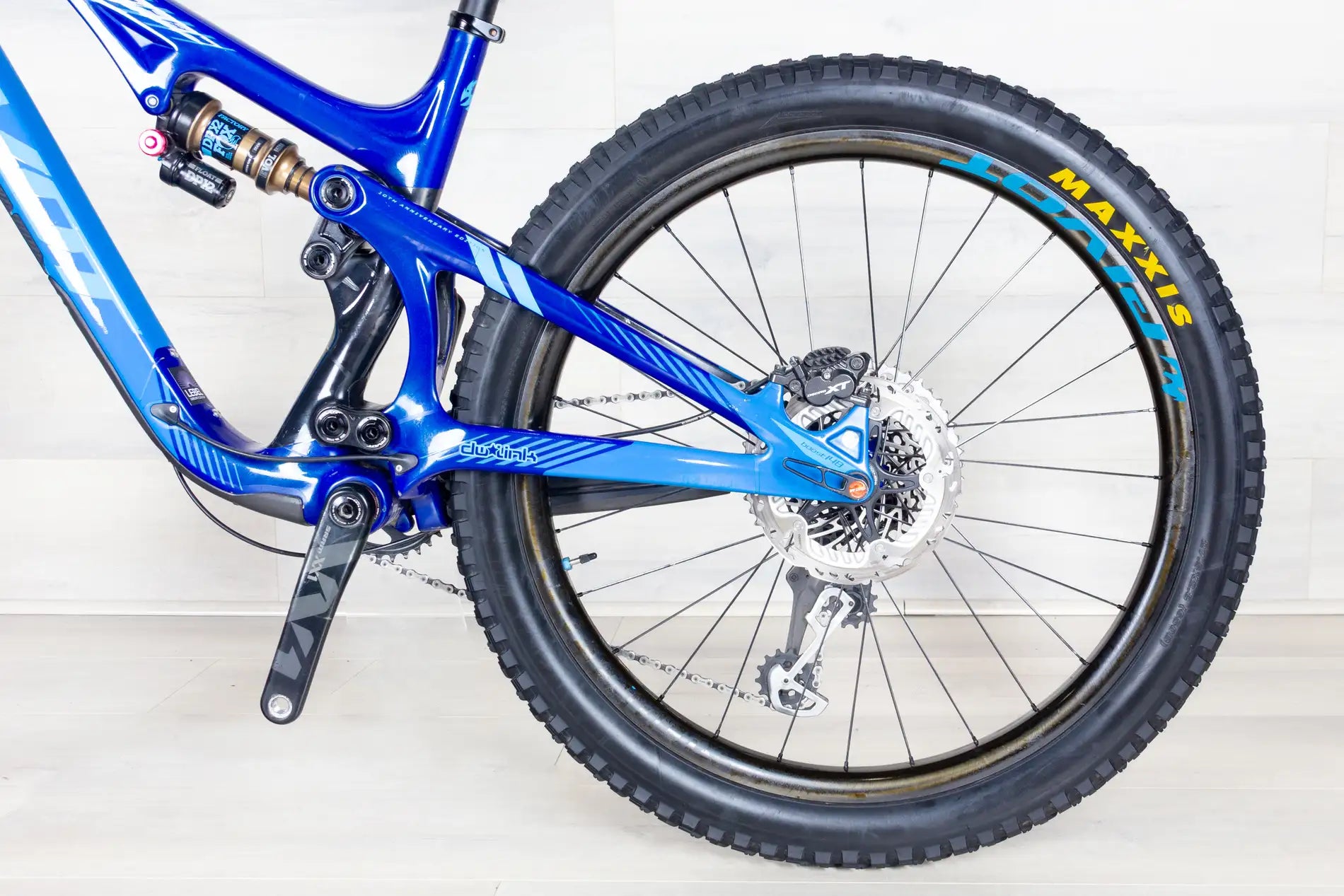 Pivot Mach 5.5 10th Anniversary Edition - 2018, Medium