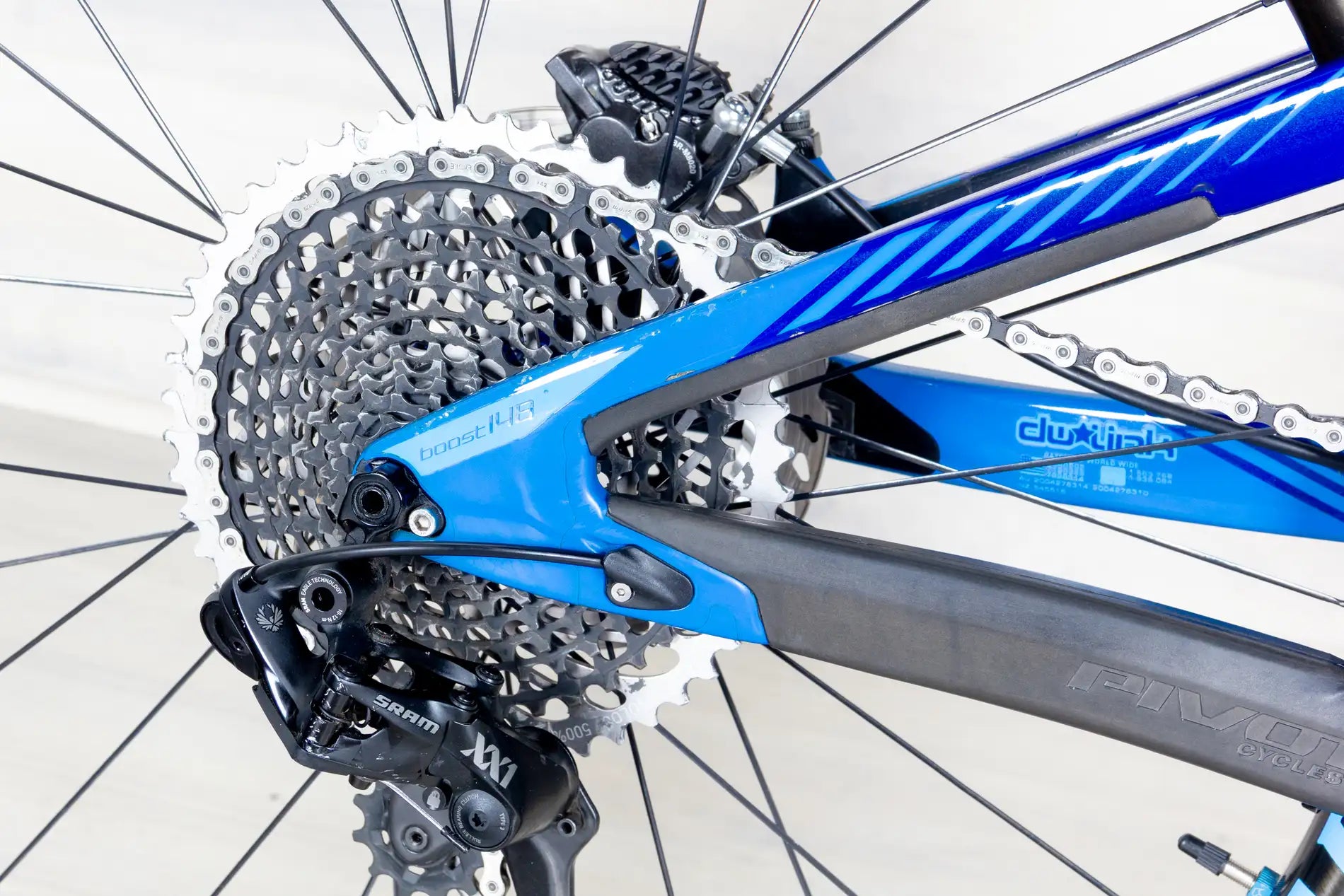 Pivot Mach 5.5 10th Anniversary Edition - 2018, Medium