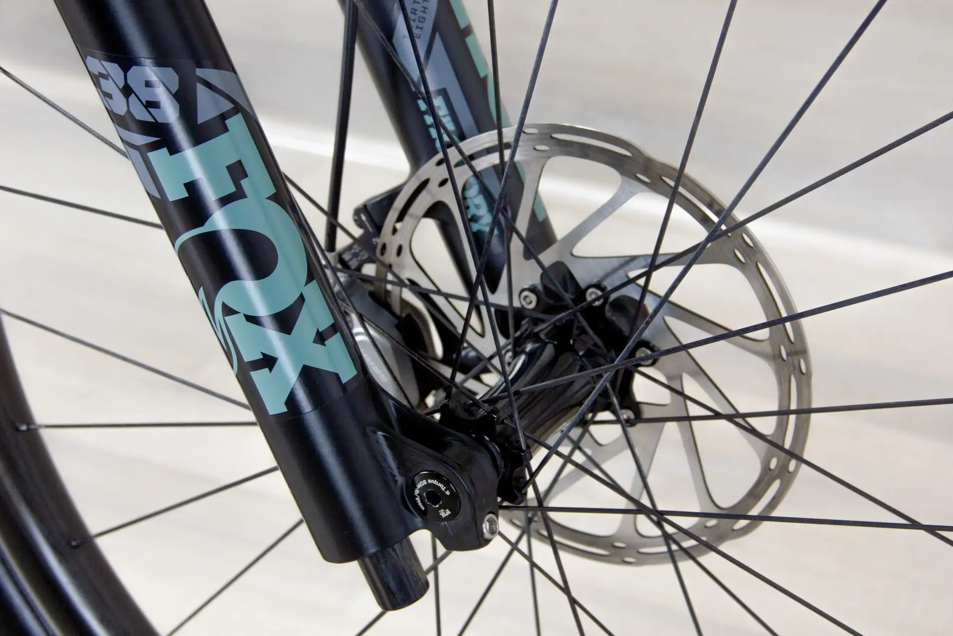 Pivot Mach 6 PRO - 2025, Medium