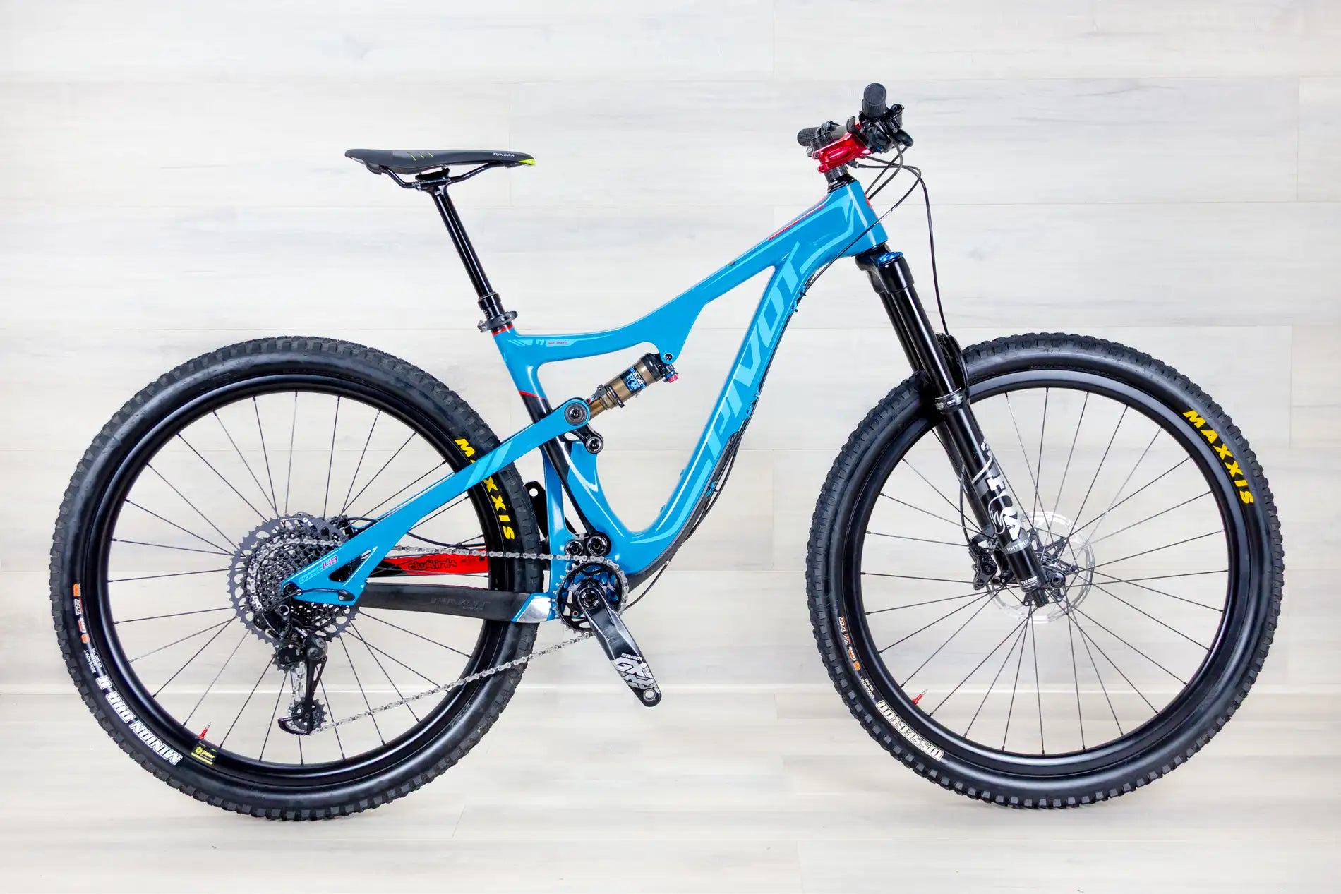 Pivot Mach 429 Trail - 2019, Large