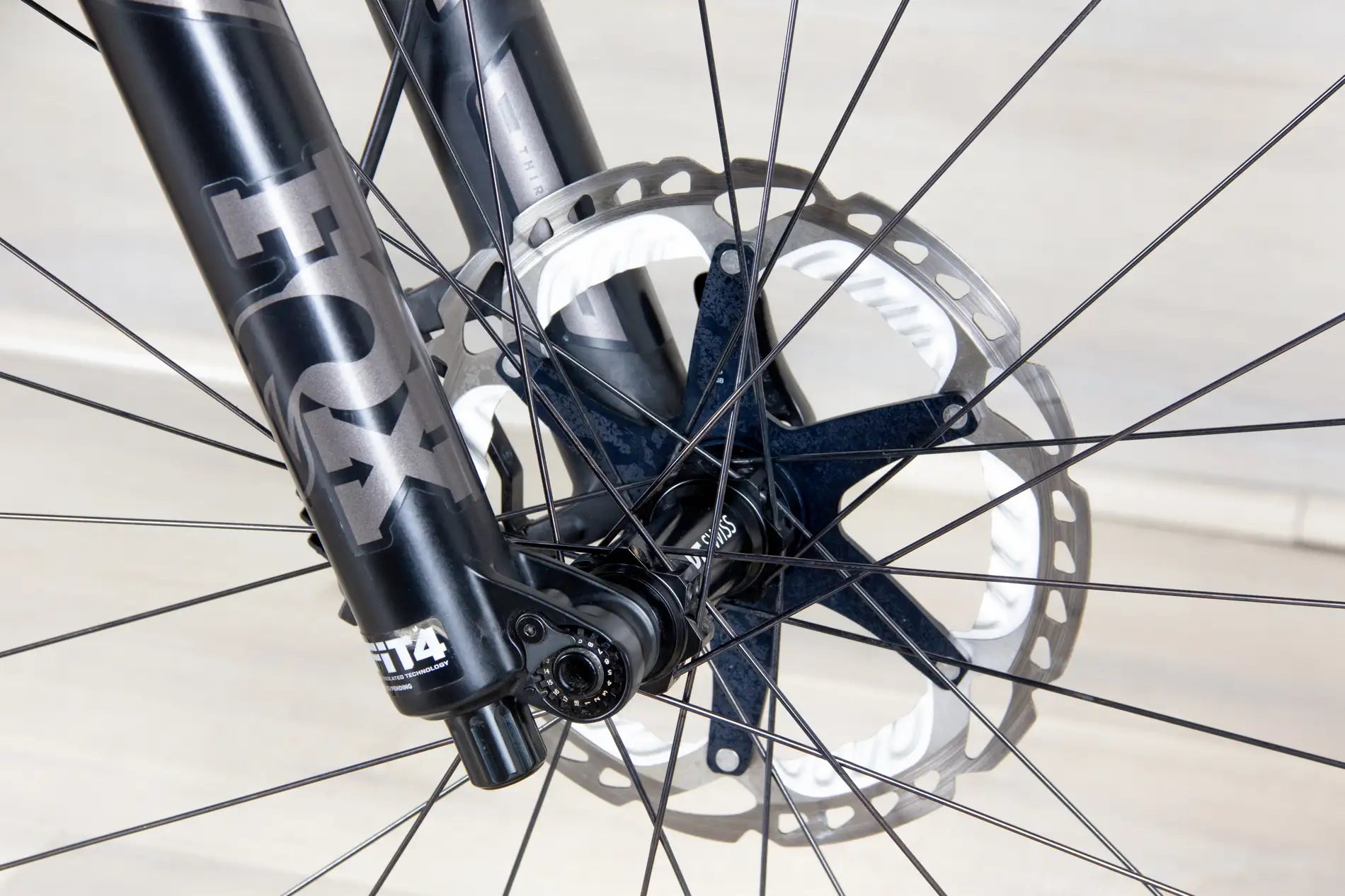 Pivot Shuttle - 2019, Medium