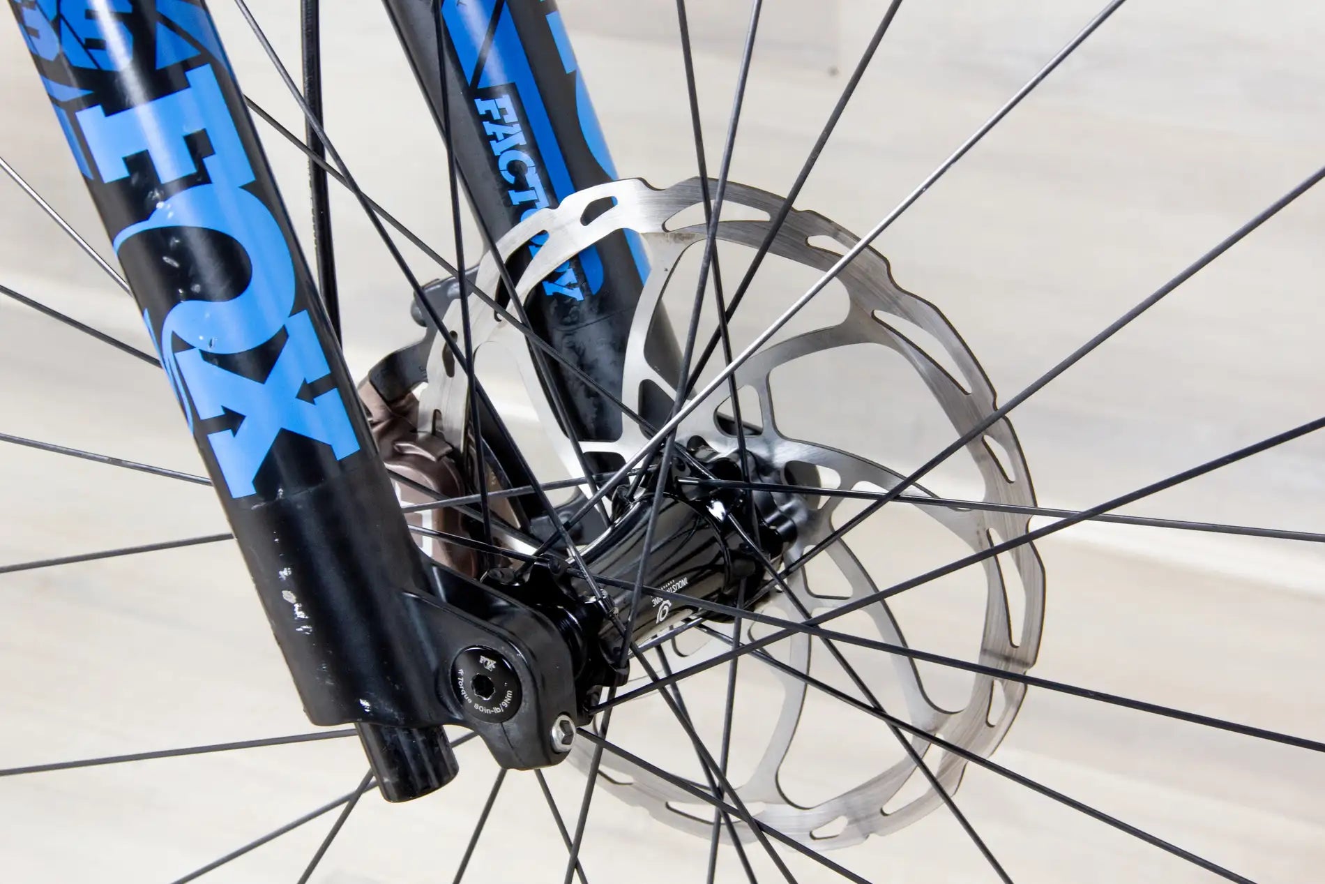 Pivot Switchblade V2 - 2021, Medium